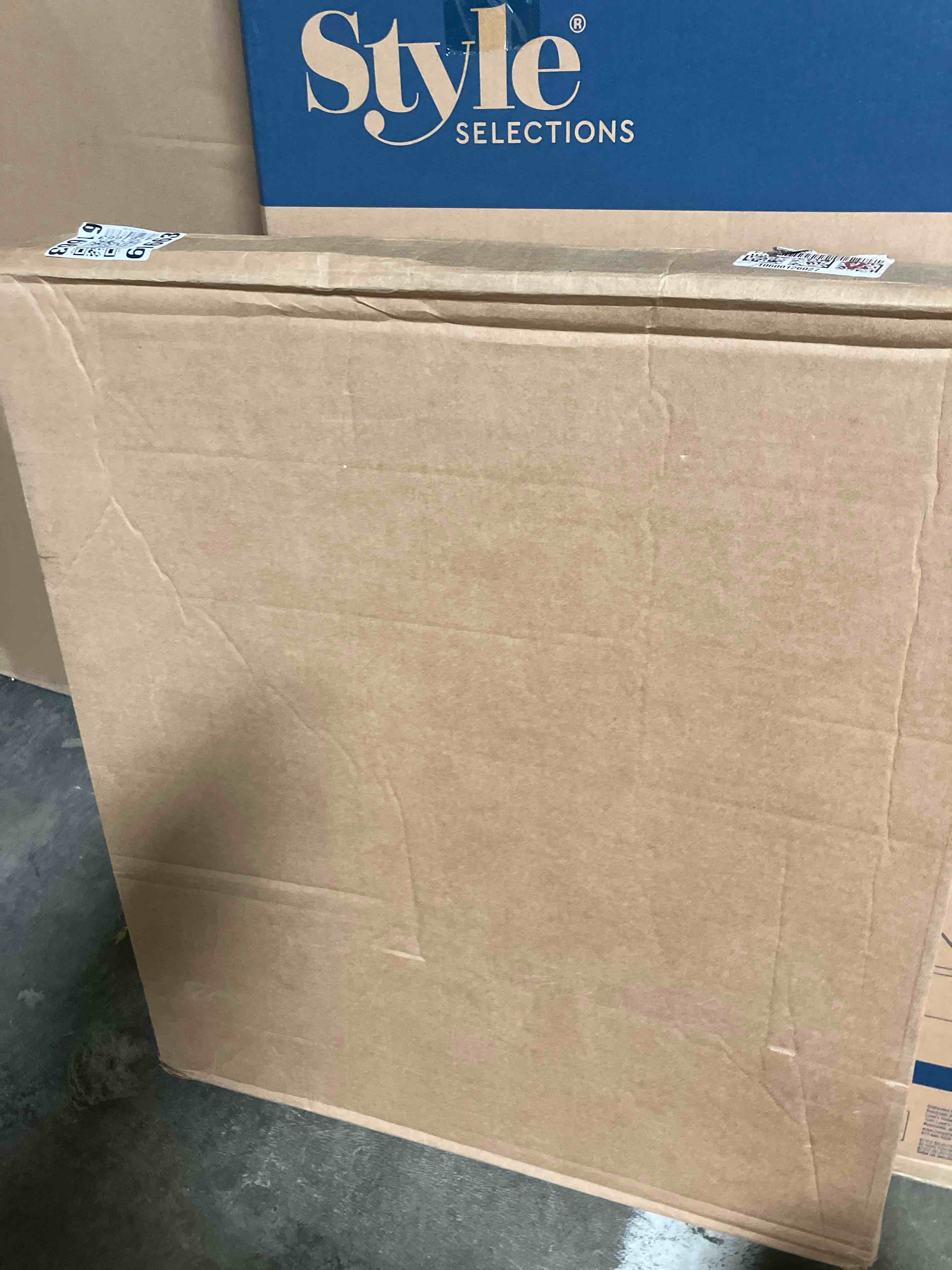 https://s3.amazonaws.com/lotting-images-prod/phillipi/BRN1913843_1753285302637.jpeg