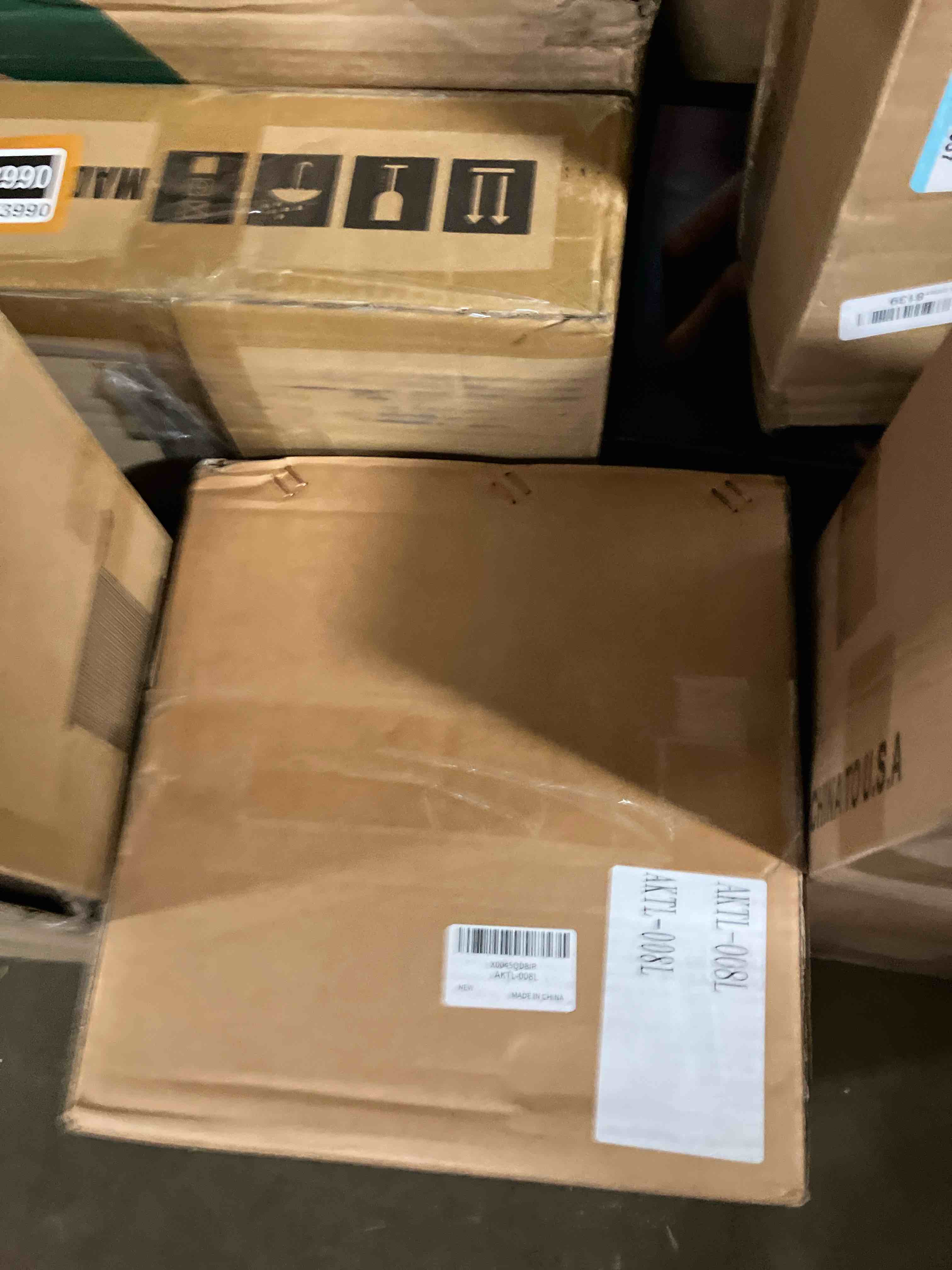 https://s3.amazonaws.com/lotting-images-prod/phillipi/BRN1913997_1753295915030.jpeg