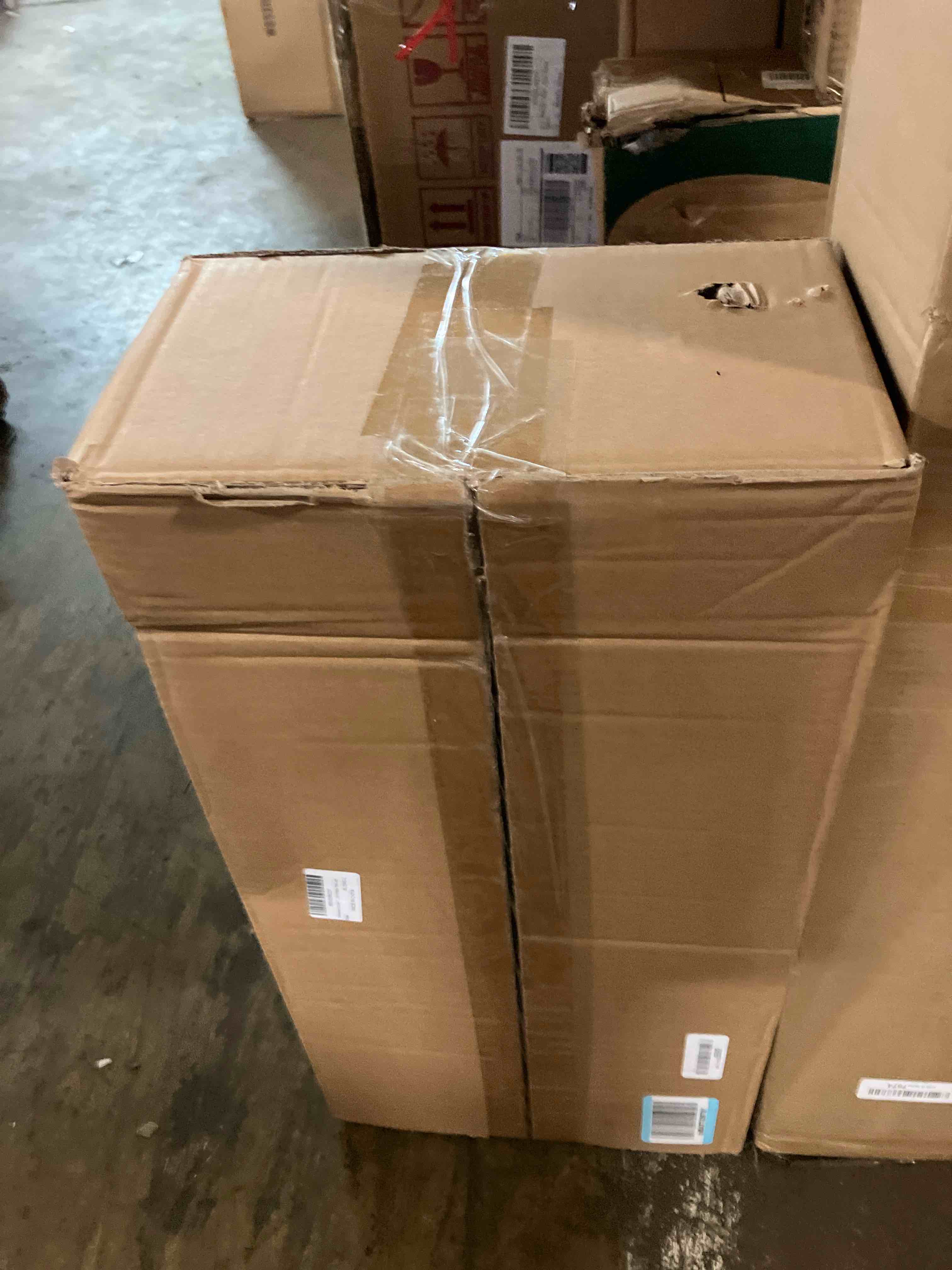 https://s3.amazonaws.com/lotting-images-prod/phillipi/BRN1914006_1753296157304.jpeg