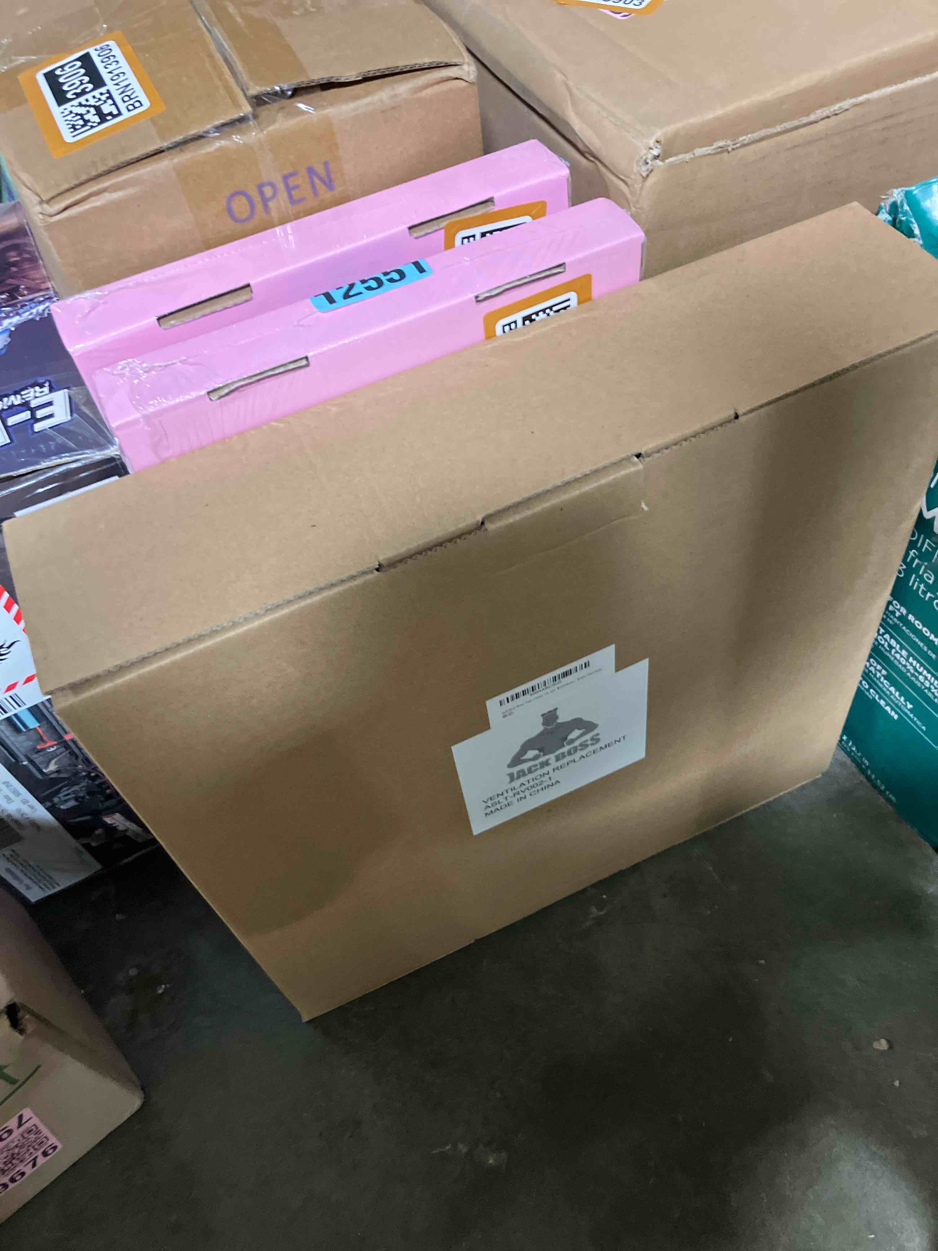 https://s3.amazonaws.com/lotting-images-prod/phillipi/BRN1914126_1753305784321.jpeg