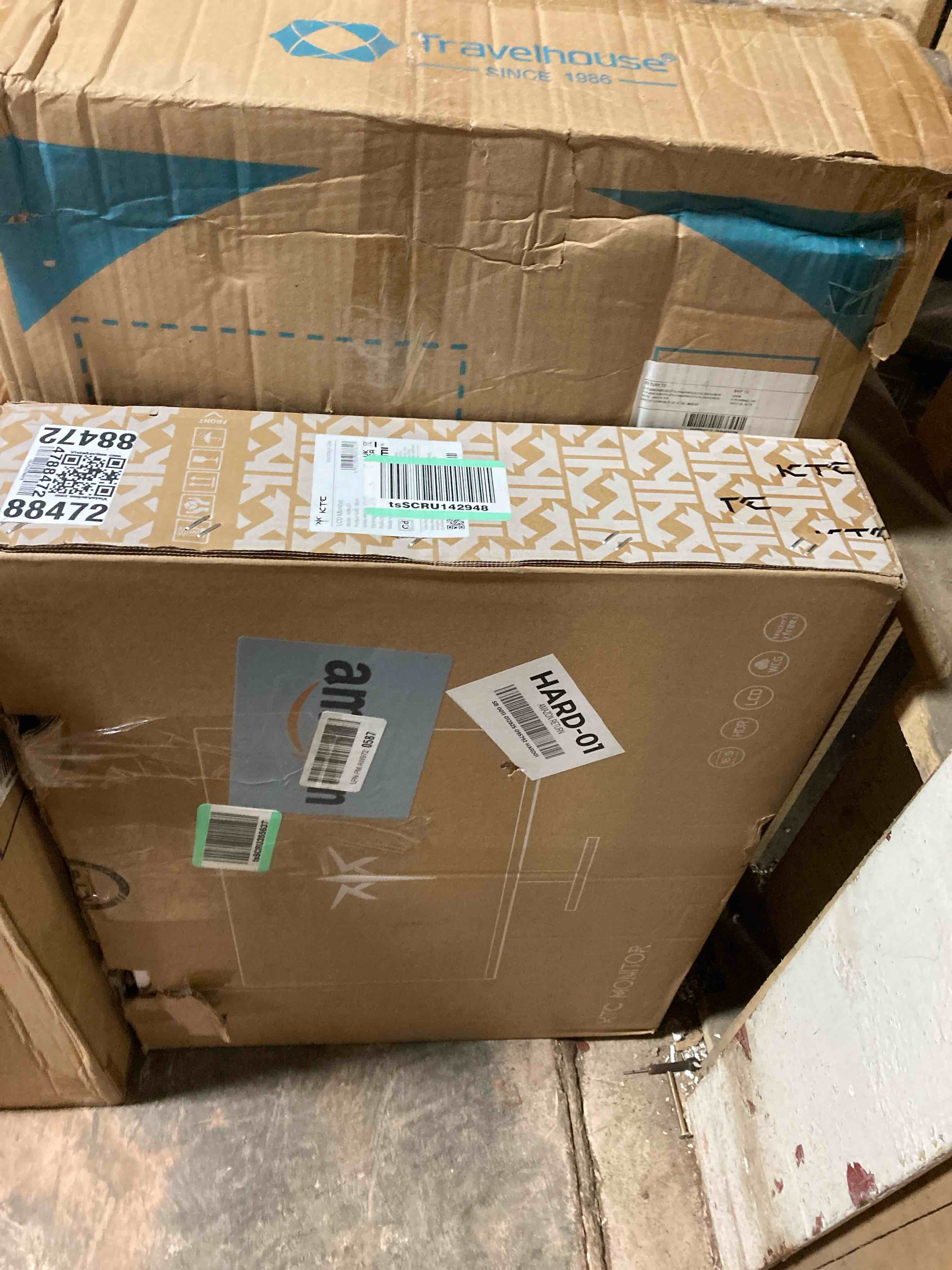 https://s3.amazonaws.com/lotting-images-prod/phillipi/BRN1914180_1753380489903.jpeg