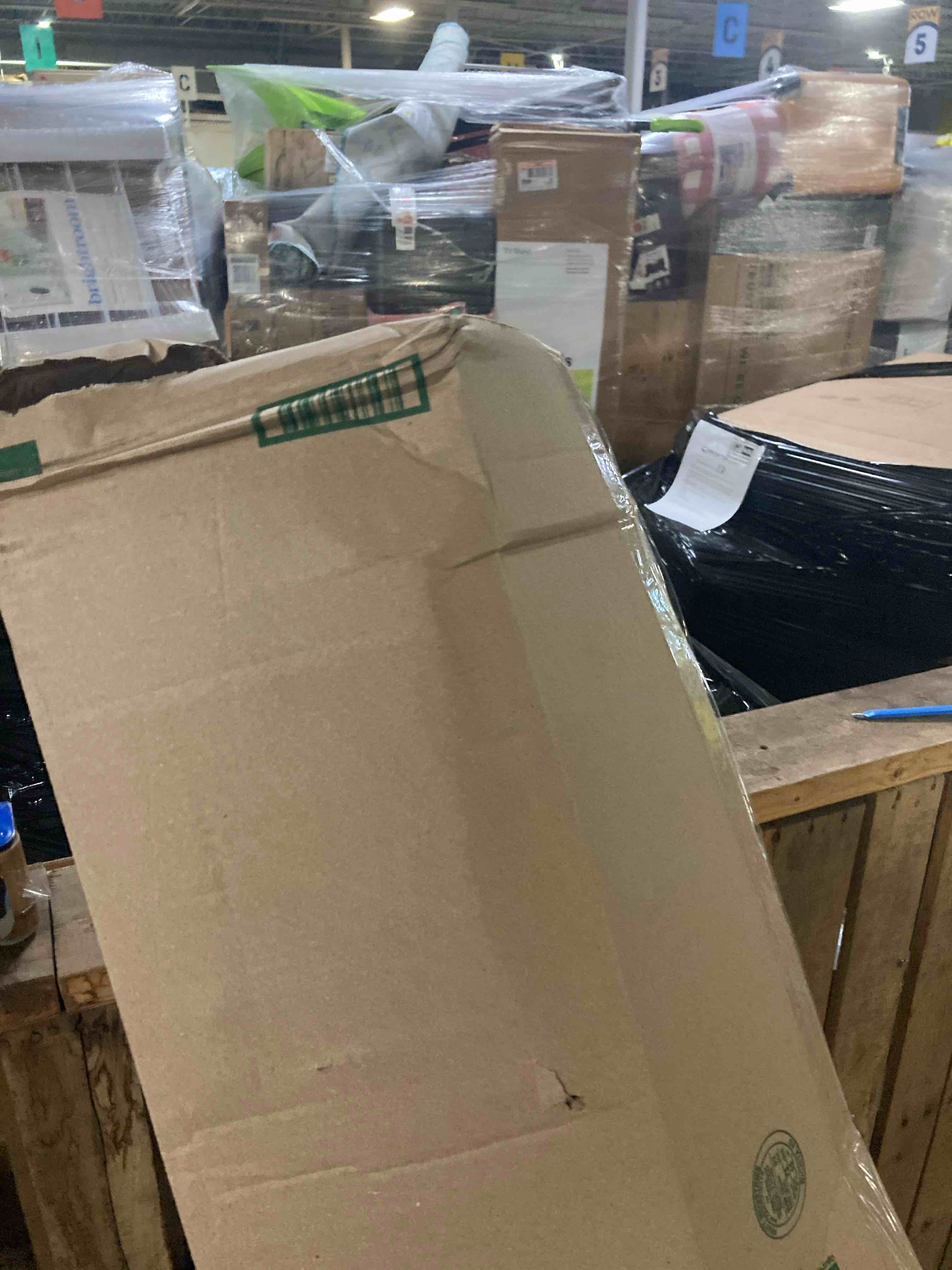 https://s3.amazonaws.com/lotting-images-prod/phillipi/BRN1914300_1753455759071.jpeg