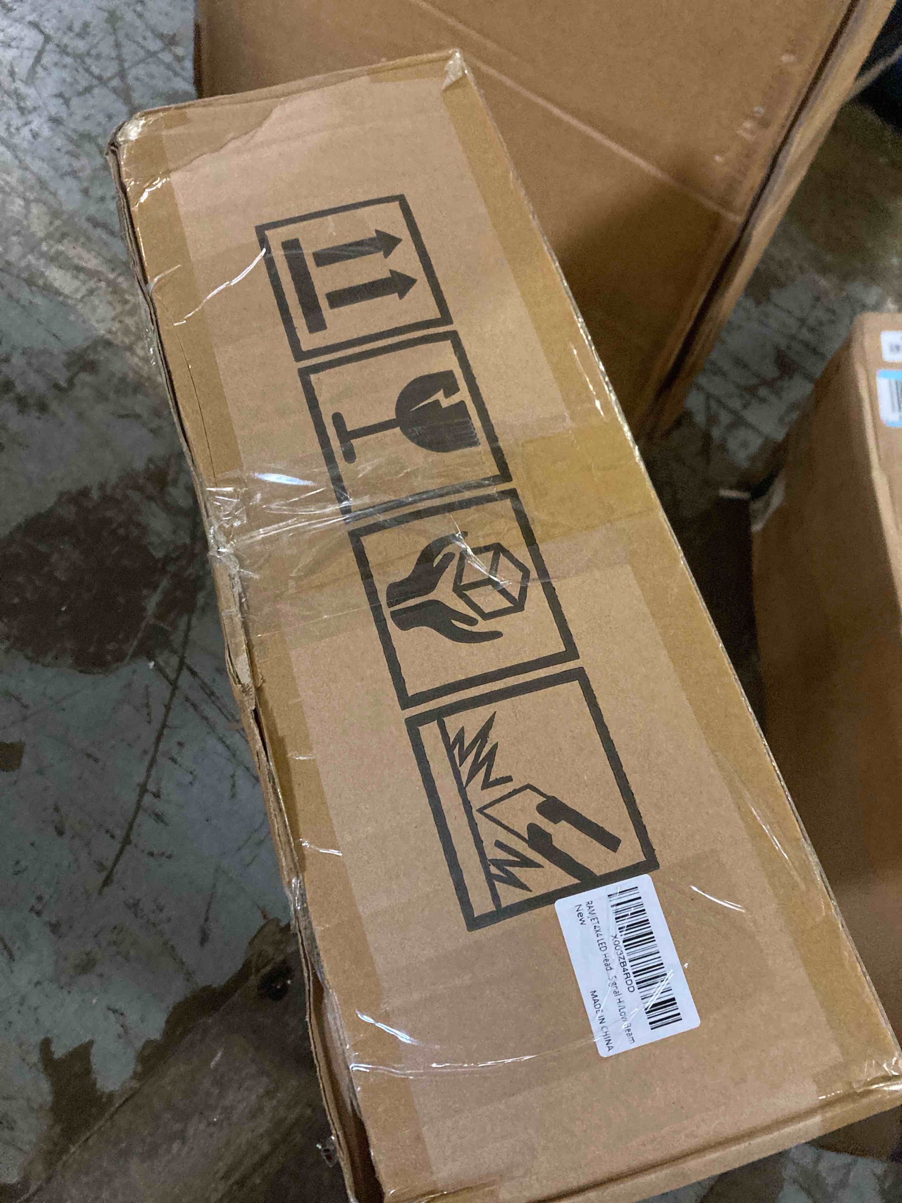 https://s3.amazonaws.com/lotting-images-prod/phillipi/BRN1914304_1753458323856.jpeg