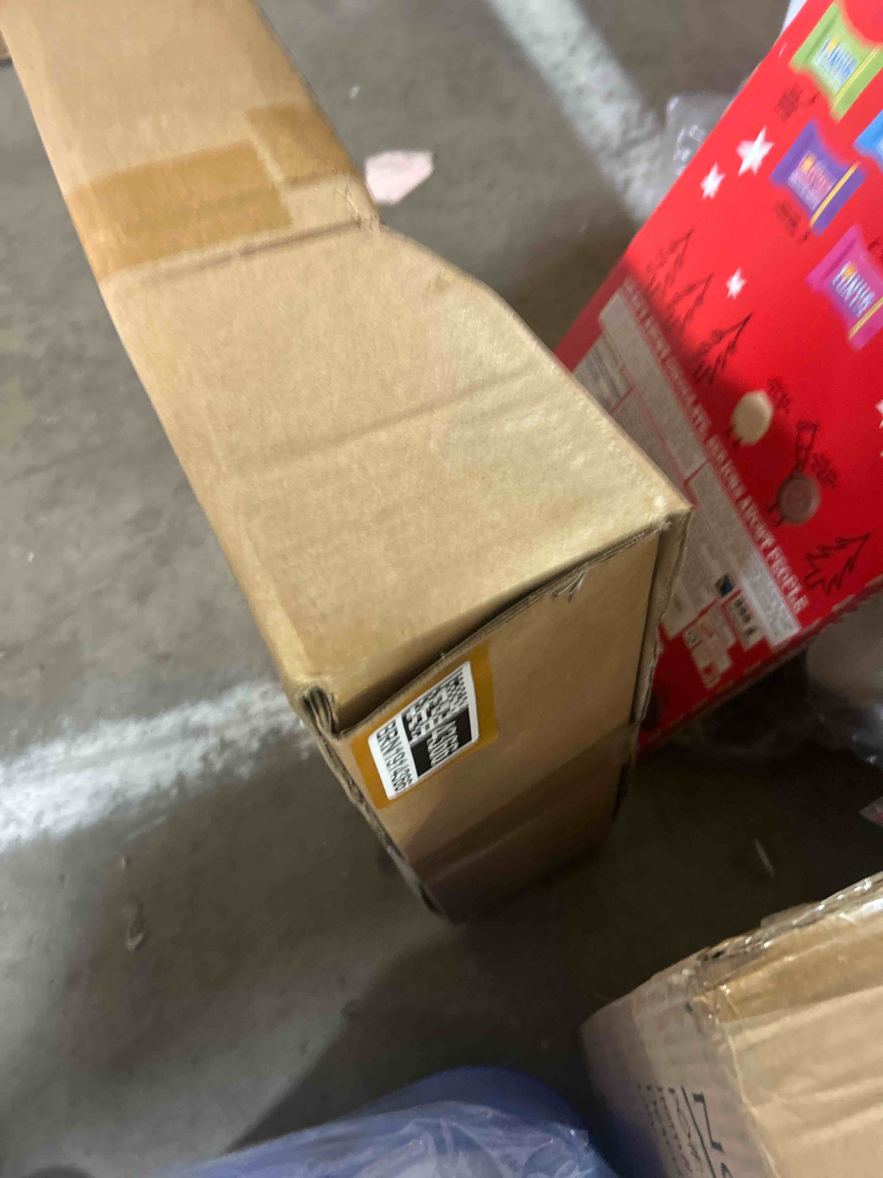 https://s3.amazonaws.com/lotting-images-prod/phillipi/BRN1914366_1753393377128.jpeg