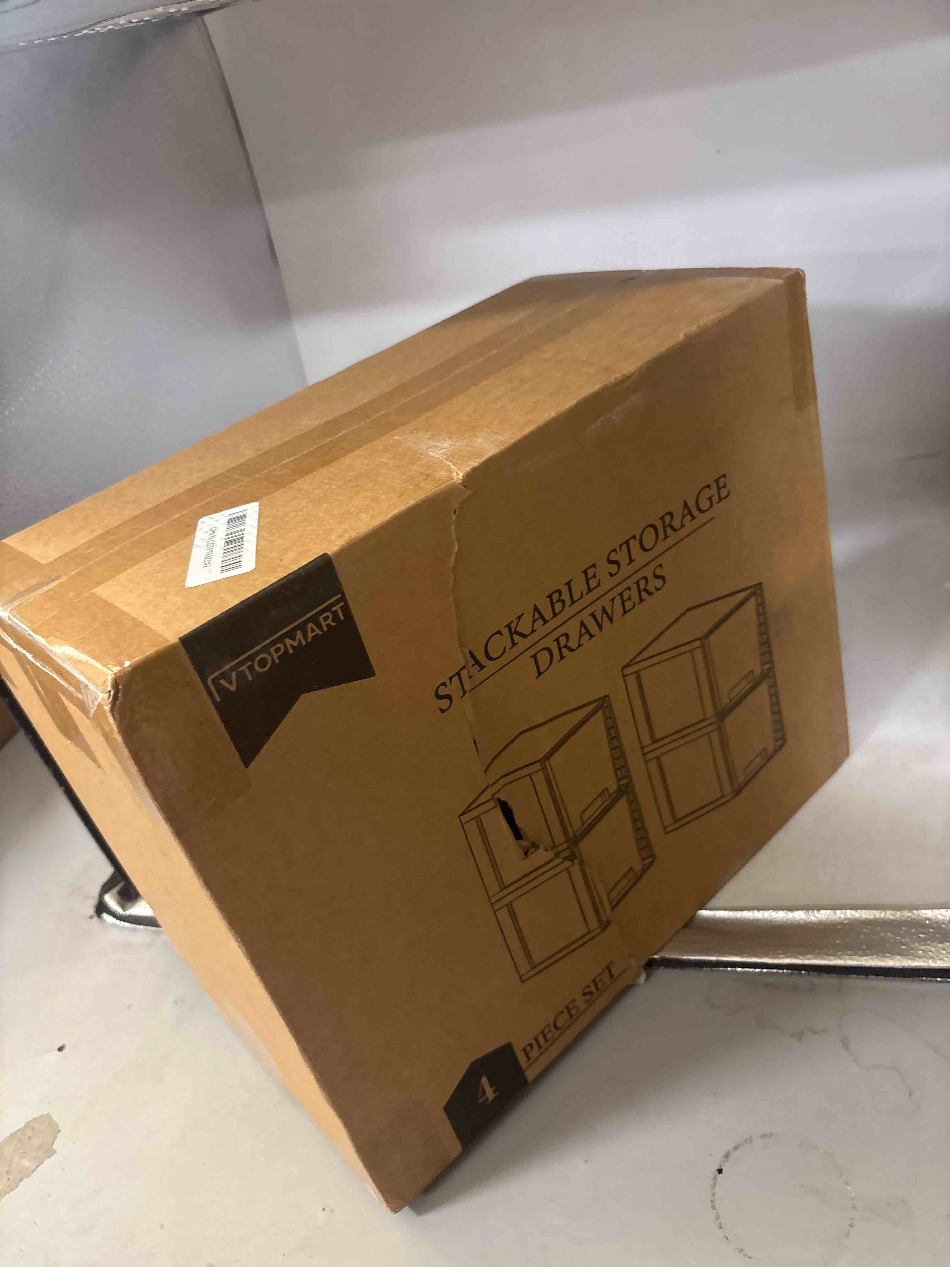 https://s3.amazonaws.com/lotting-images-prod/phillipi/BRN1914643_1754583868272.jpeg