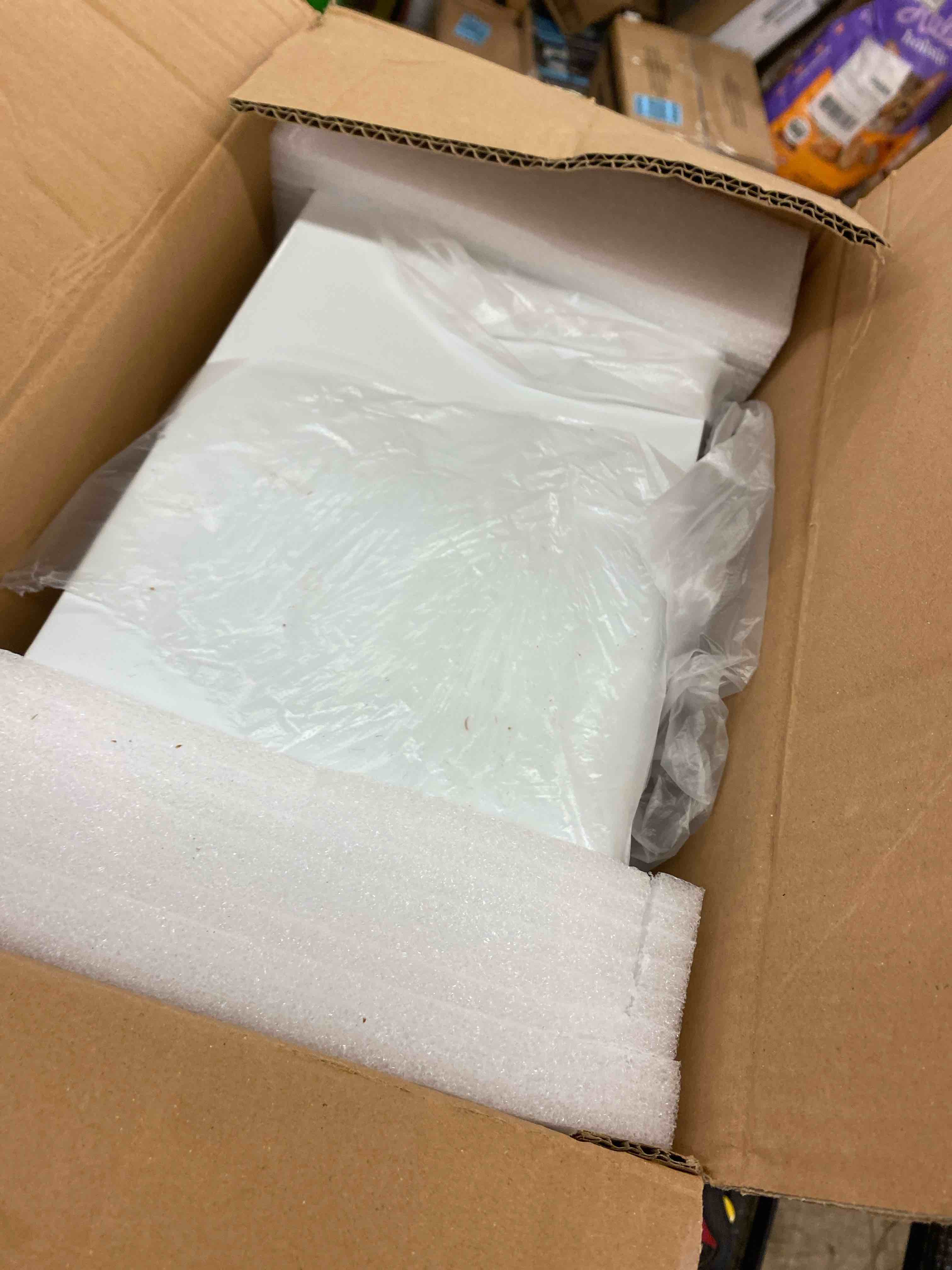 https://s3.amazonaws.com/lotting-images-prod/phillipi/BRN1915153_1746458563093.jpeg