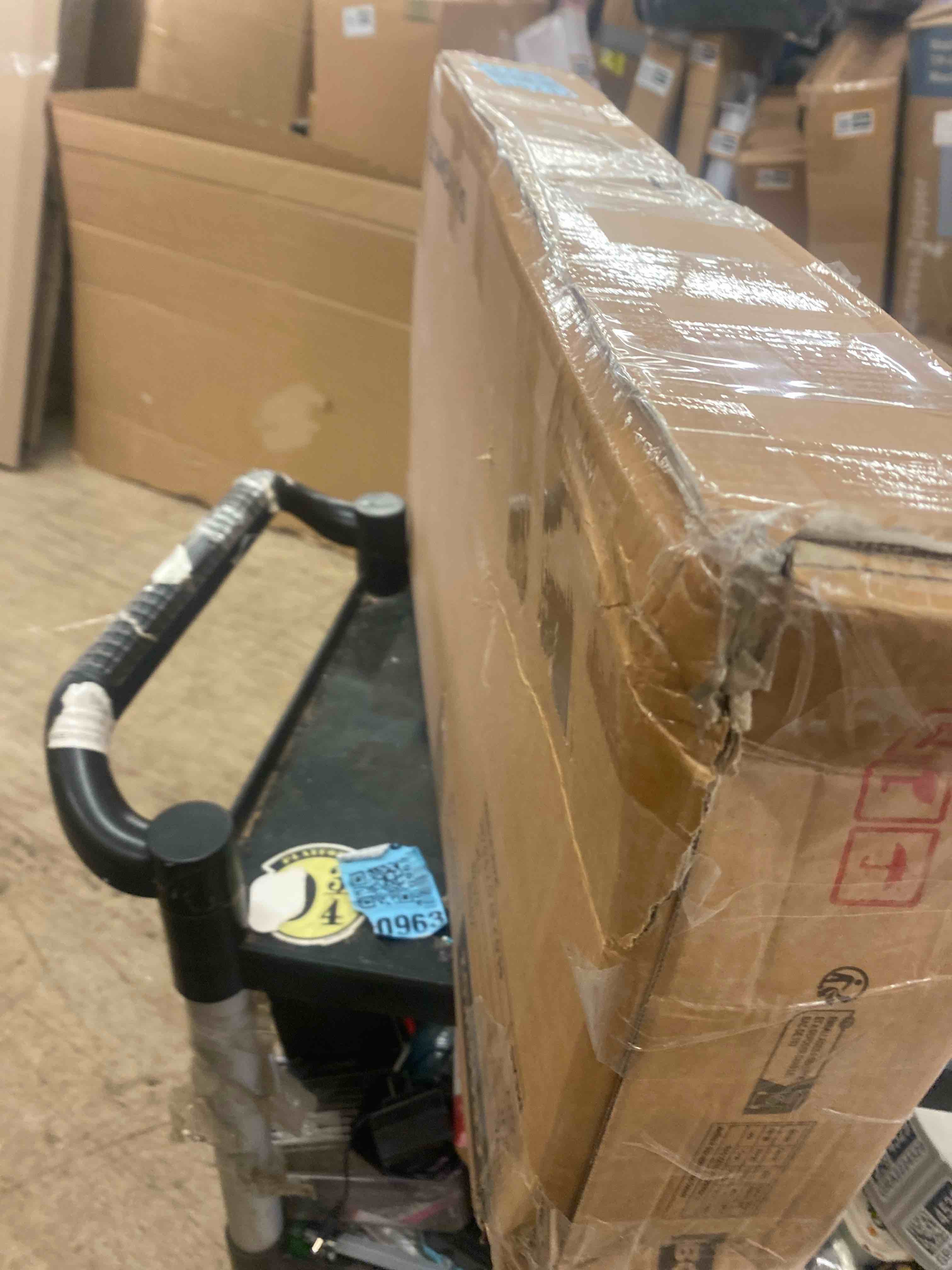 https://s3.amazonaws.com/lotting-images-prod/phillipi/BRN1915231_1746629658897.jpeg