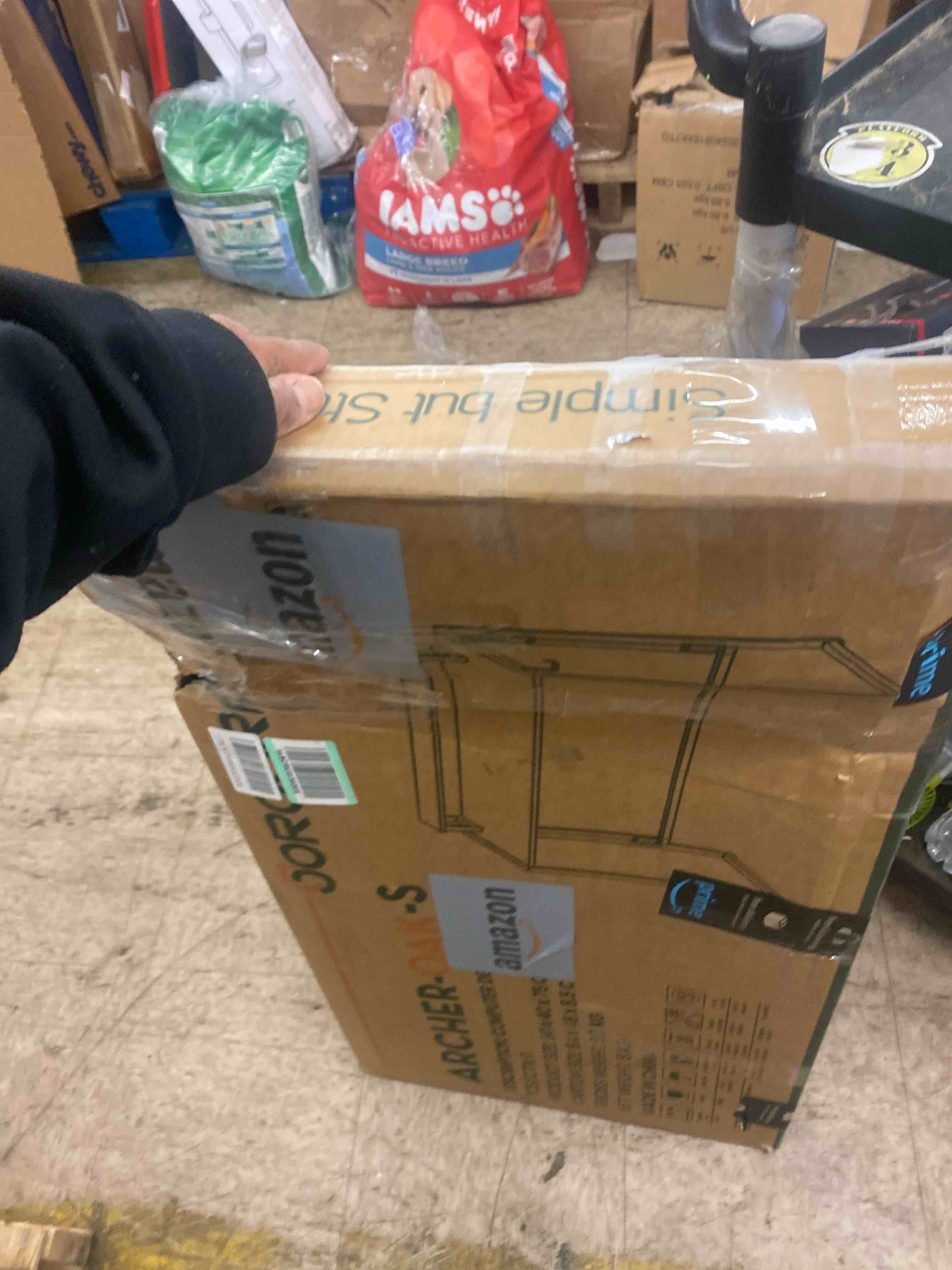 https://s3.amazonaws.com/lotting-images-prod/phillipi/BRN1915249_1746632057181.jpeg