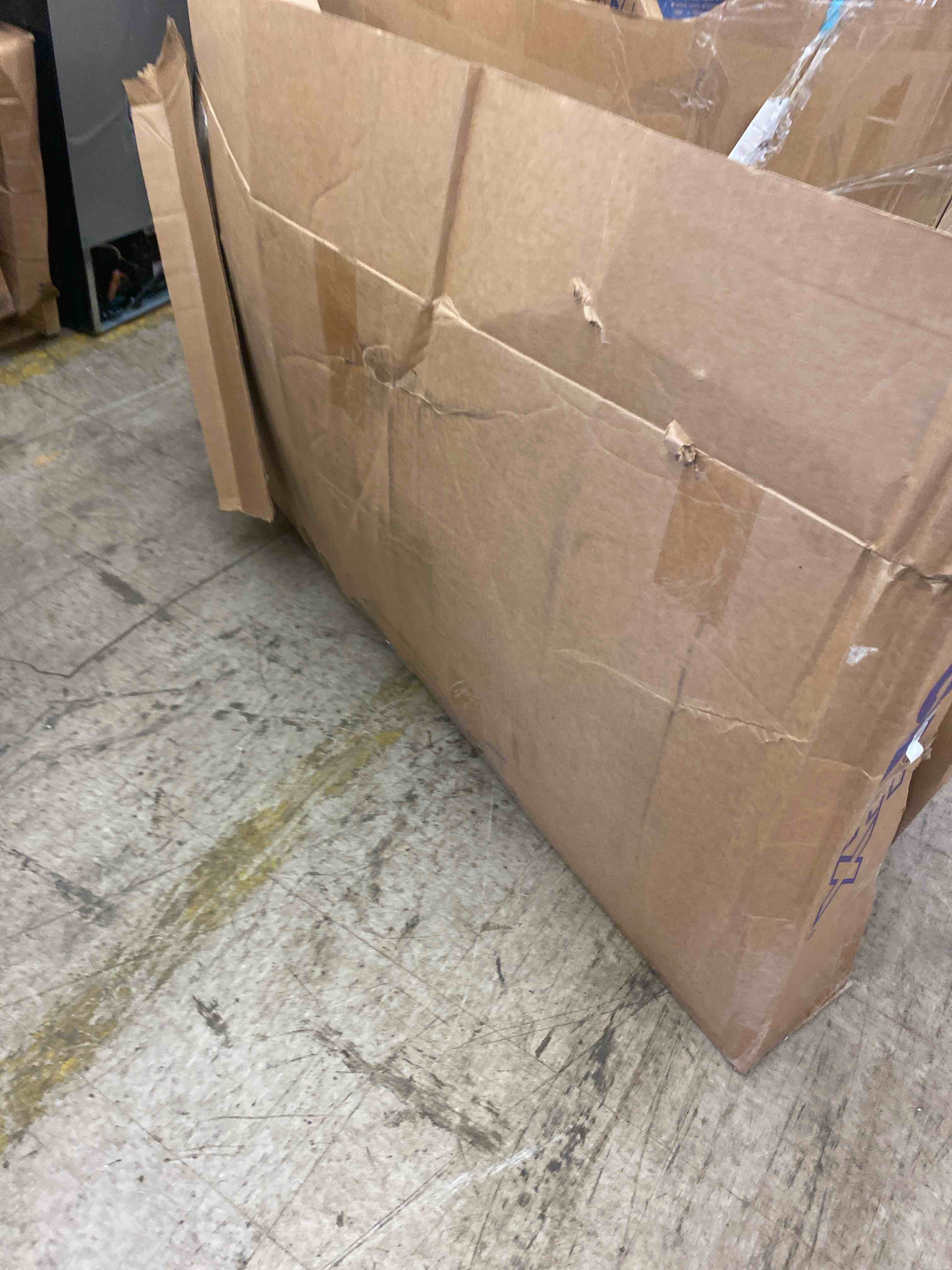 https://s3.amazonaws.com/lotting-images-prod/phillipi/BRN1915280_1746720029761.jpeg