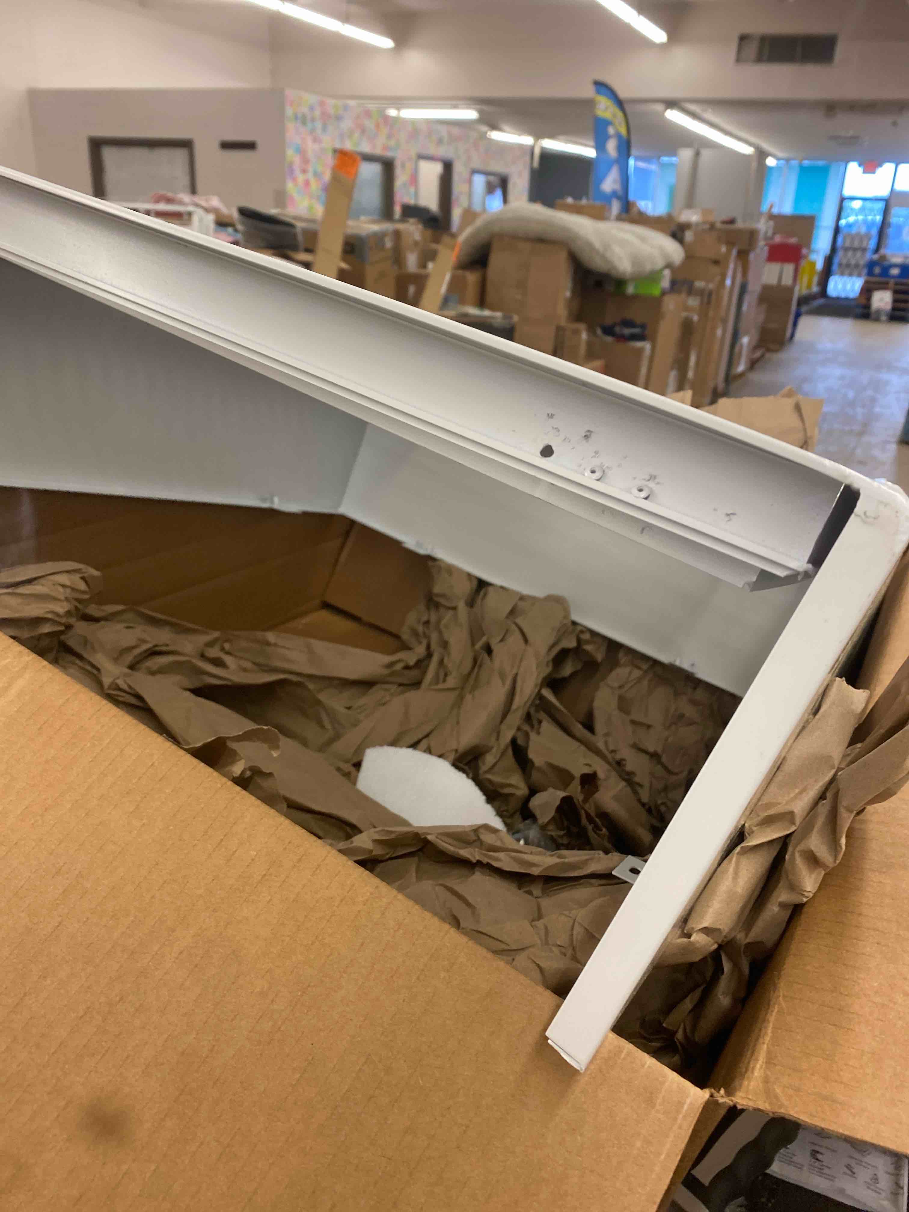 https://s3.amazonaws.com/lotting-images-prod/phillipi/BRN1915714_1747943323436.jpeg