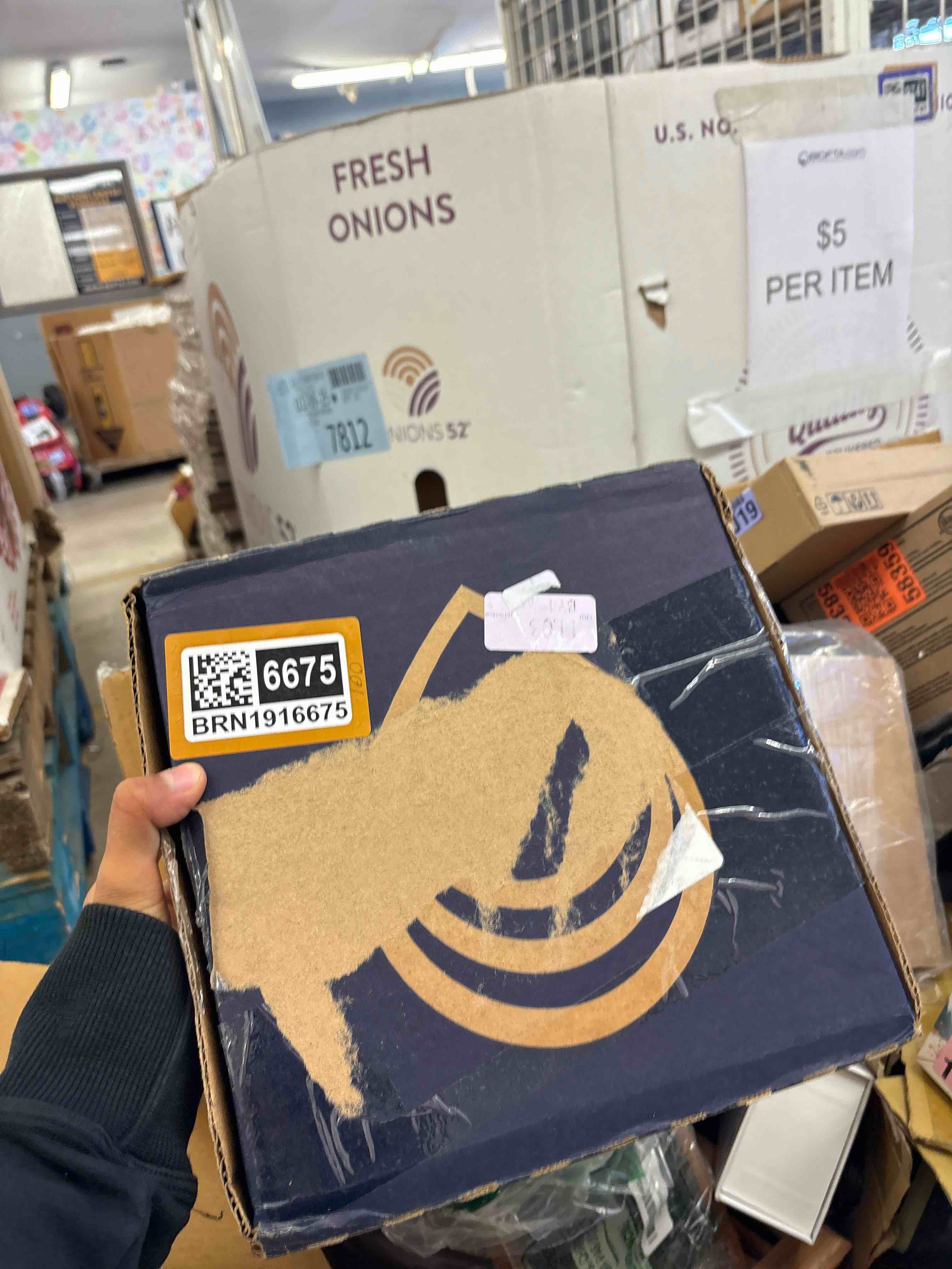 https://s3.amazonaws.com/lotting-images-prod/phillipi/BRN1916675_1749651392920.jpeg