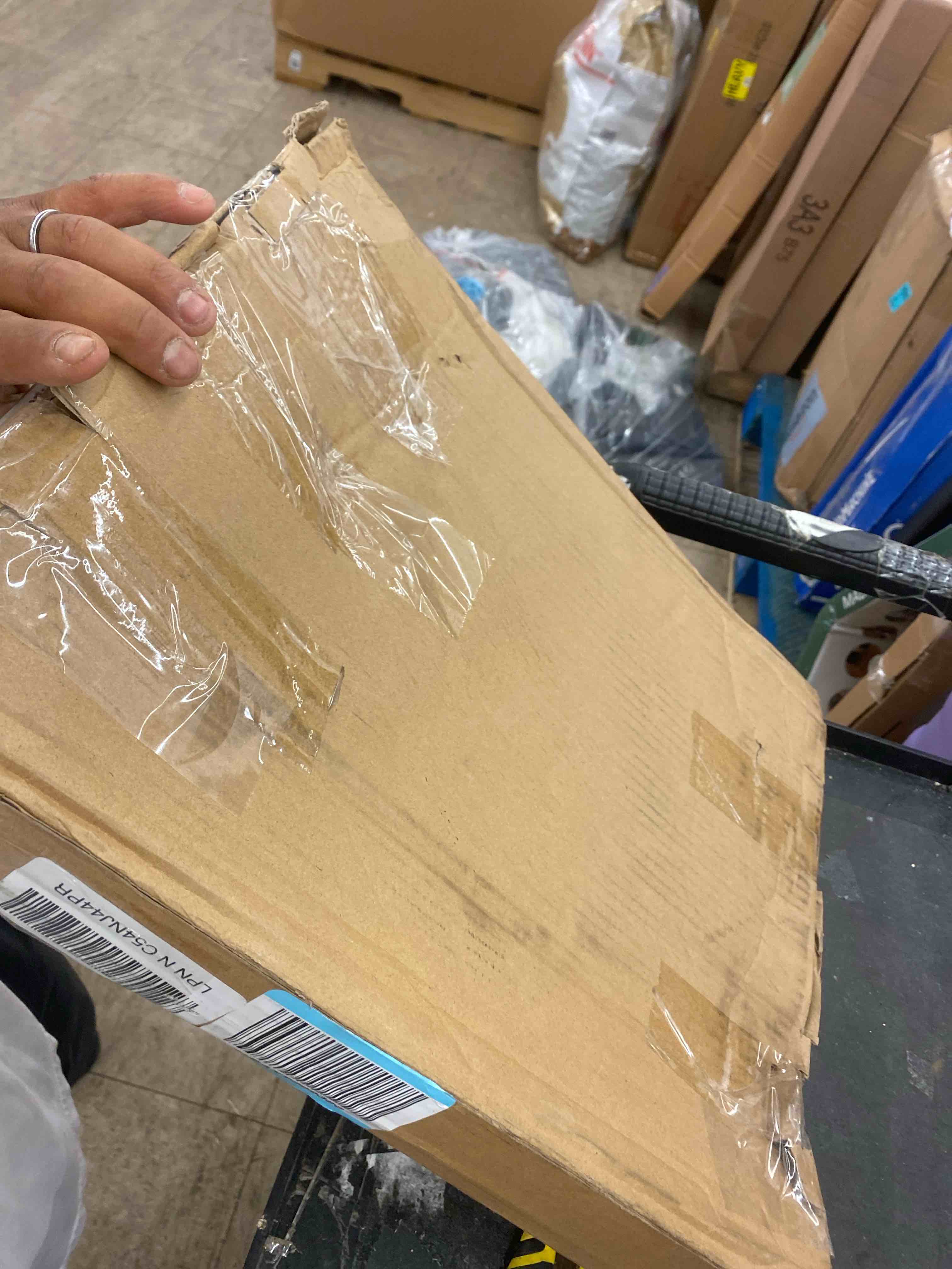 https://s3.amazonaws.com/lotting-images-prod/phillipi/BRN1916908_1749822580204.jpeg