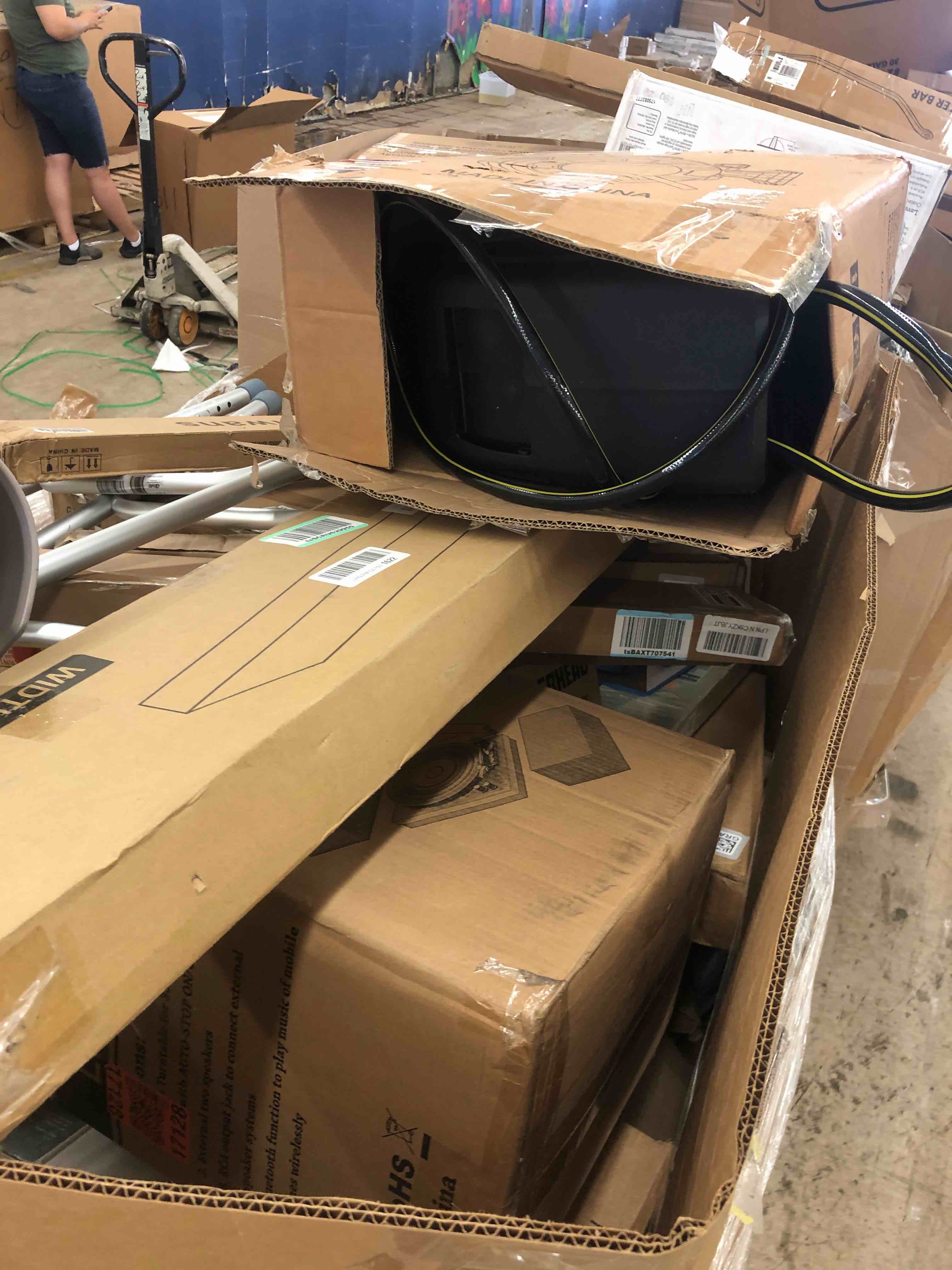 https://s3.amazonaws.com/lotting-images-prod/phillipi/BRN1917132_1751550228772.jpeg