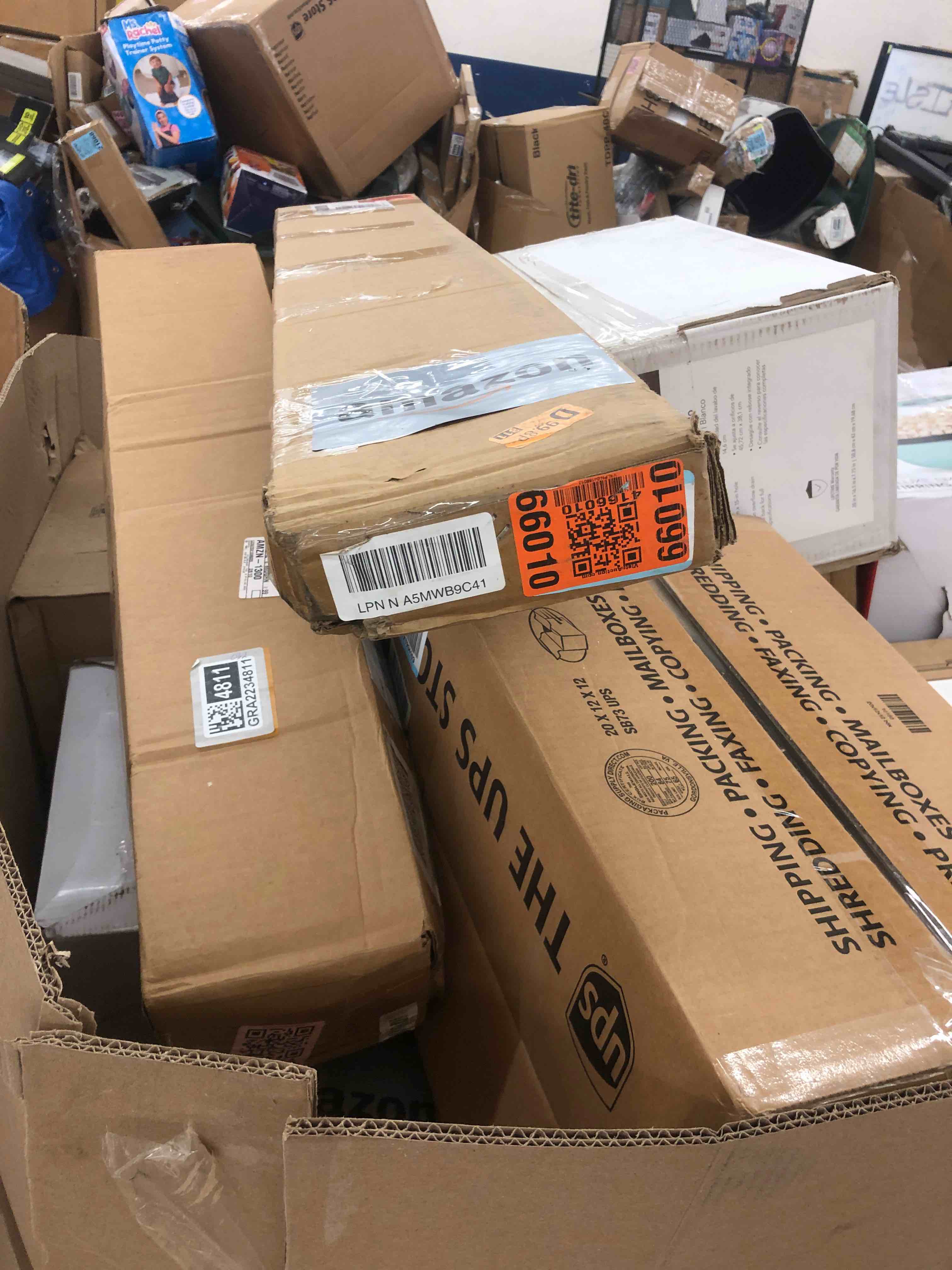 https://s3.amazonaws.com/lotting-images-prod/phillipi/BRN1917133_1751550299859.jpeg