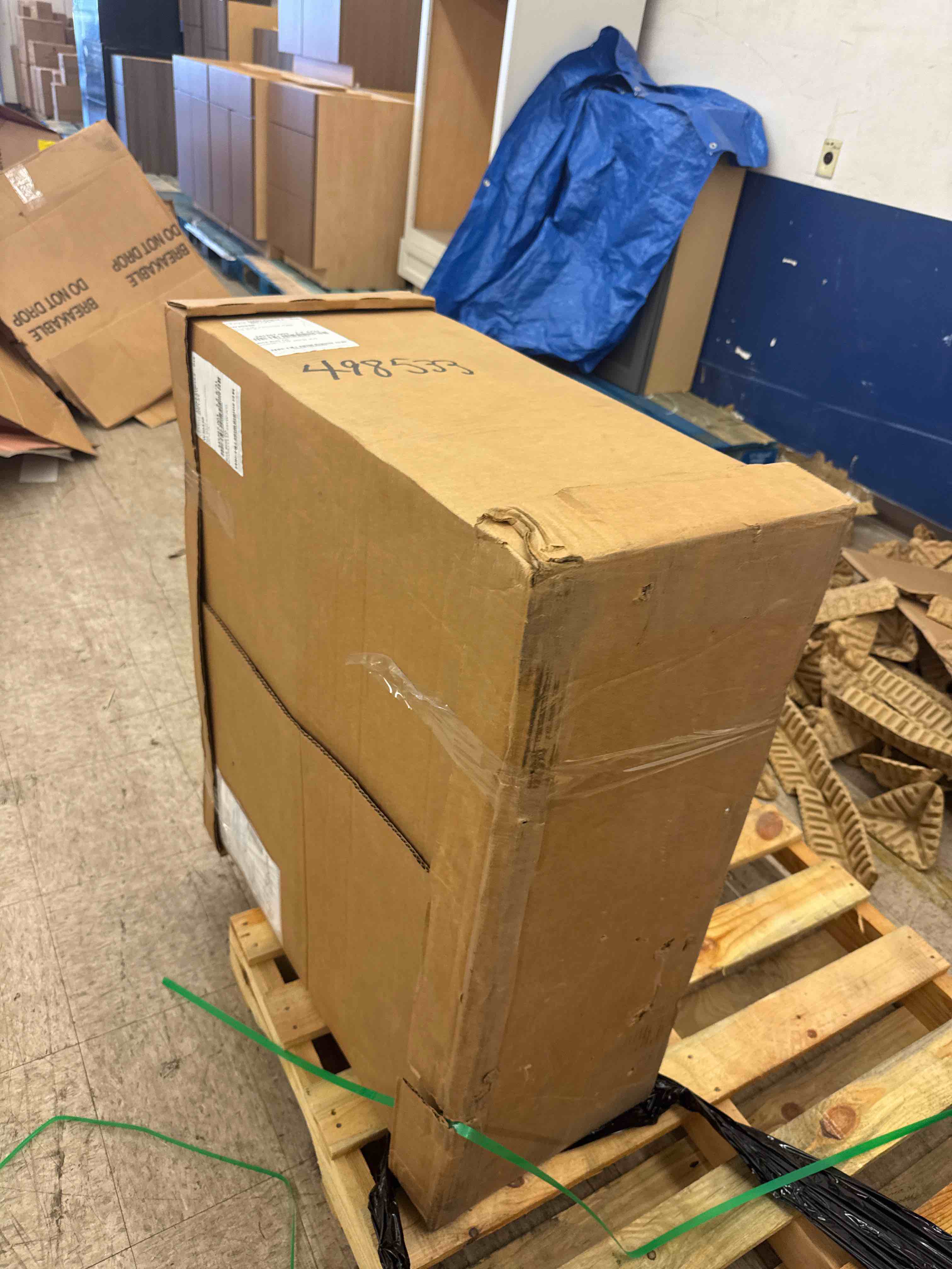 https://s3.amazonaws.com/lotting-images-prod/phillipi/BRN1917223_1751460961451.jpeg