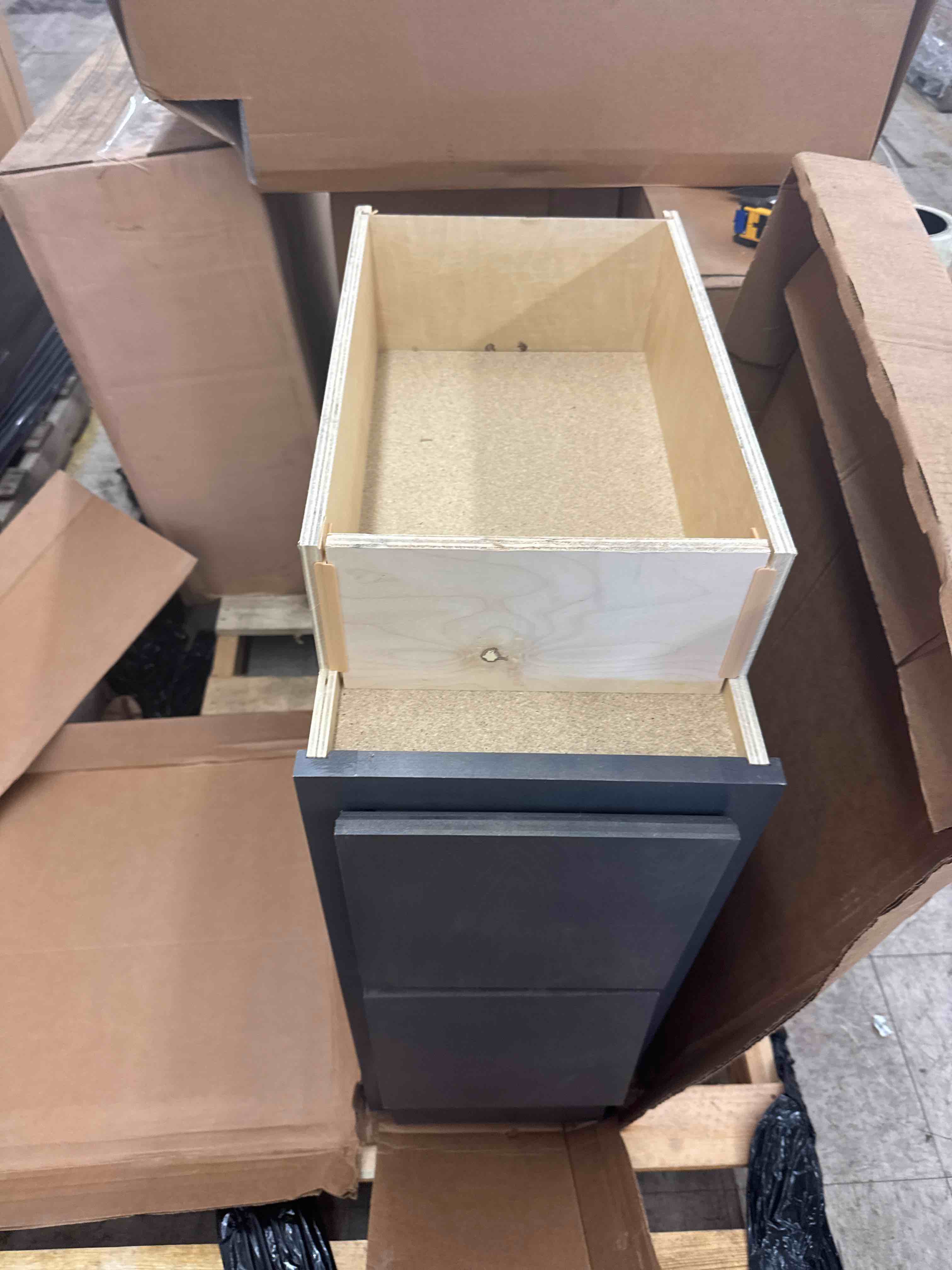 https://s3.amazonaws.com/lotting-images-prod/phillipi/BRN1917224_1751461348343.jpeg