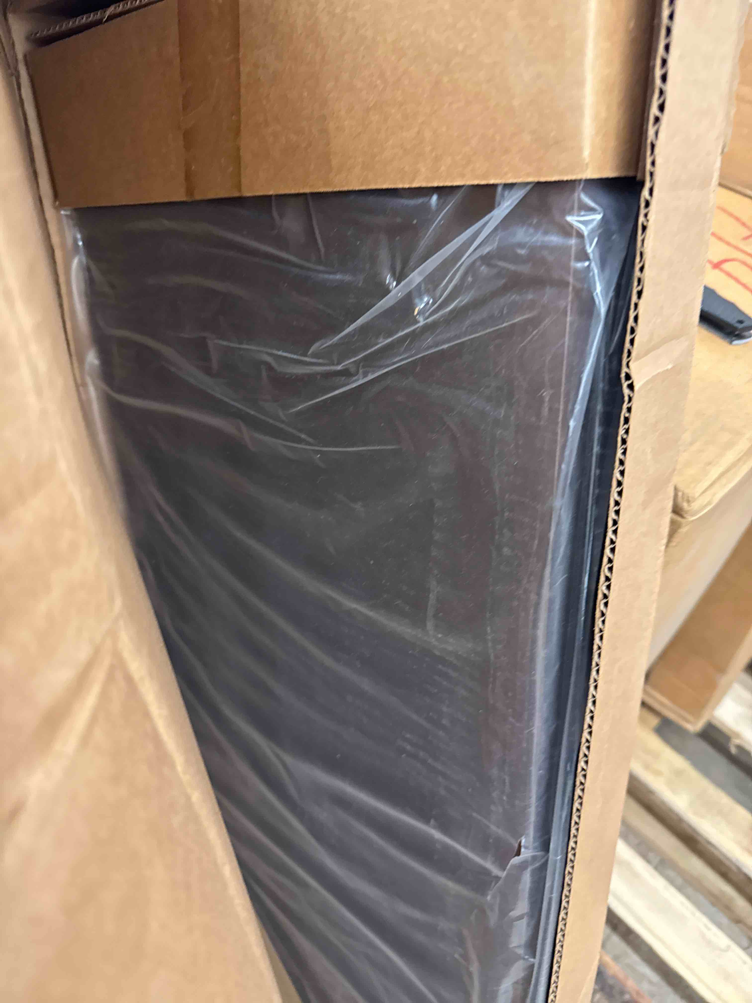 https://s3.amazonaws.com/lotting-images-prod/phillipi/BRN1917230_1751464810022.jpeg