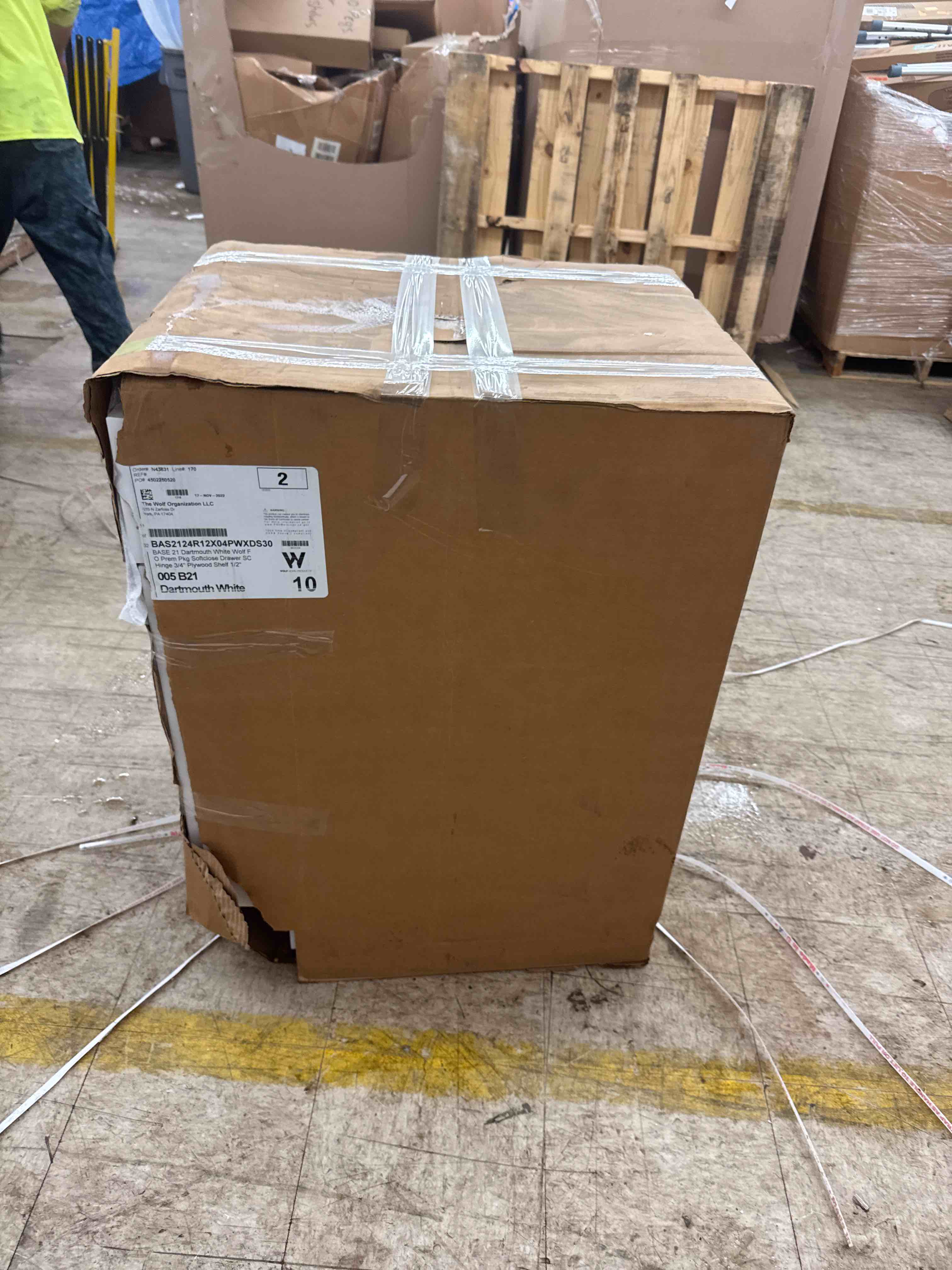https://s3.amazonaws.com/lotting-images-prod/phillipi/BRN1917239_1751469340154.jpeg