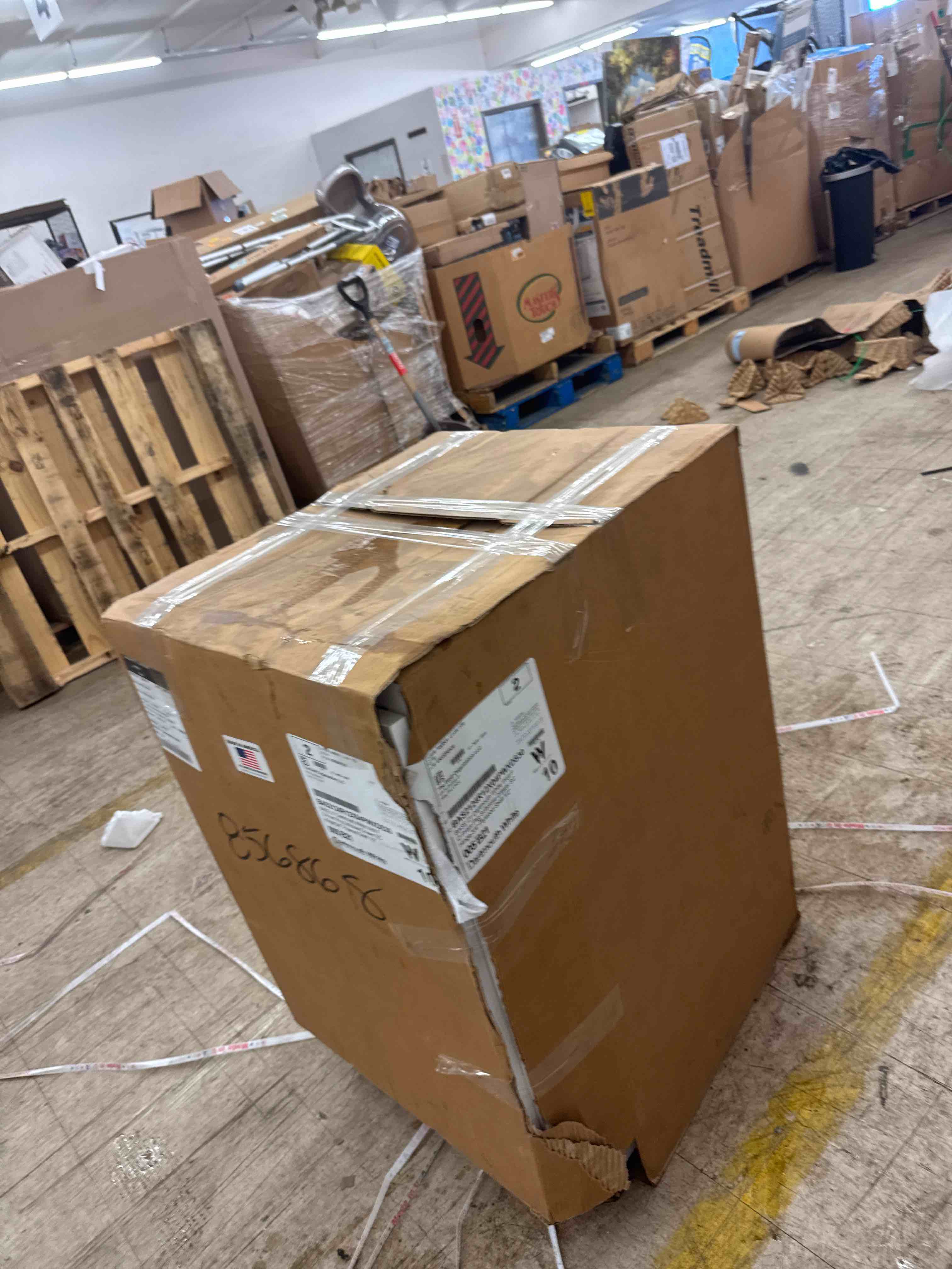 https://s3.amazonaws.com/lotting-images-prod/phillipi/BRN1917239_1751469340941.jpeg