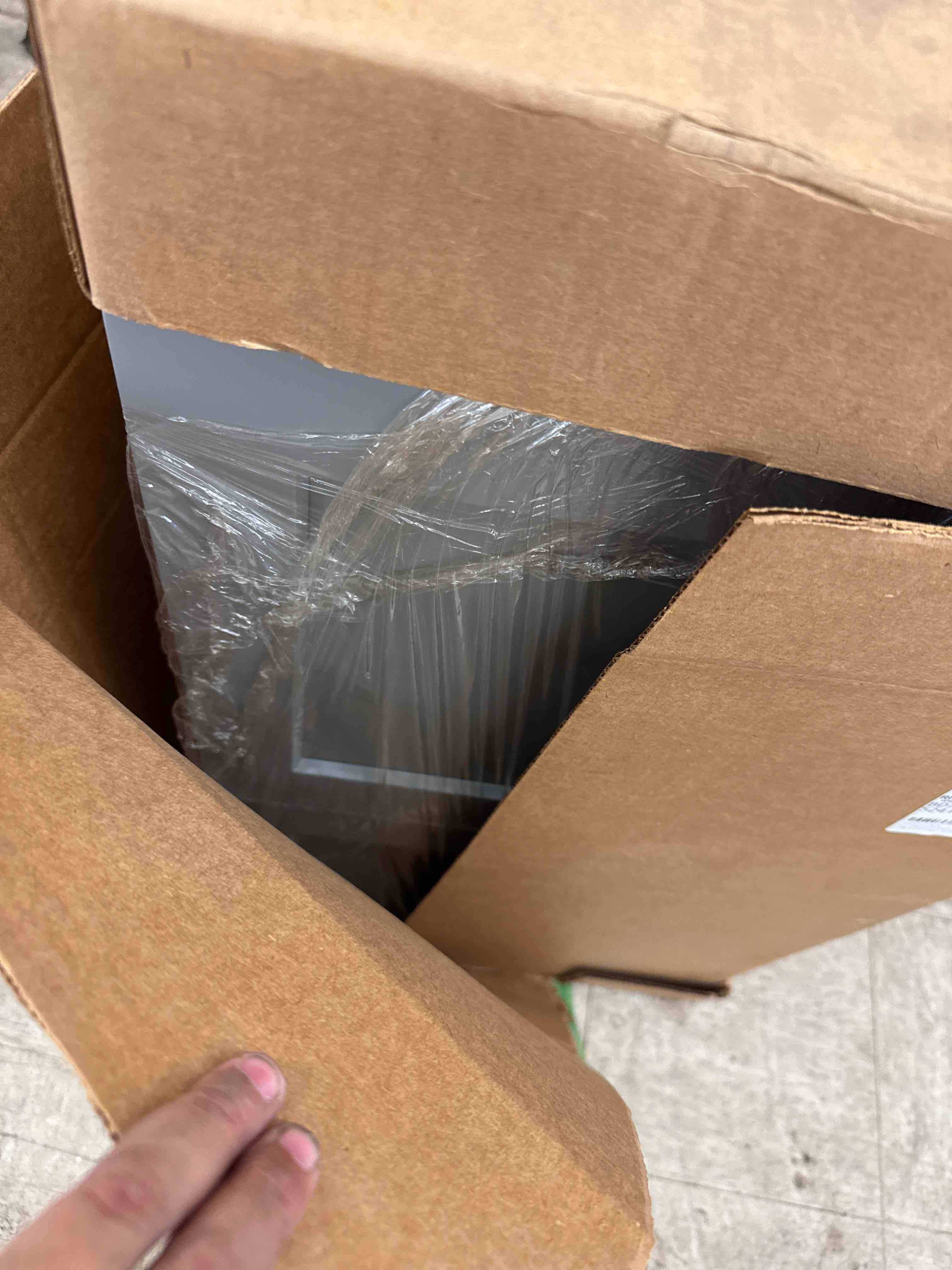 https://s3.amazonaws.com/lotting-images-prod/phillipi/BRN1917247_1751472672188.jpeg