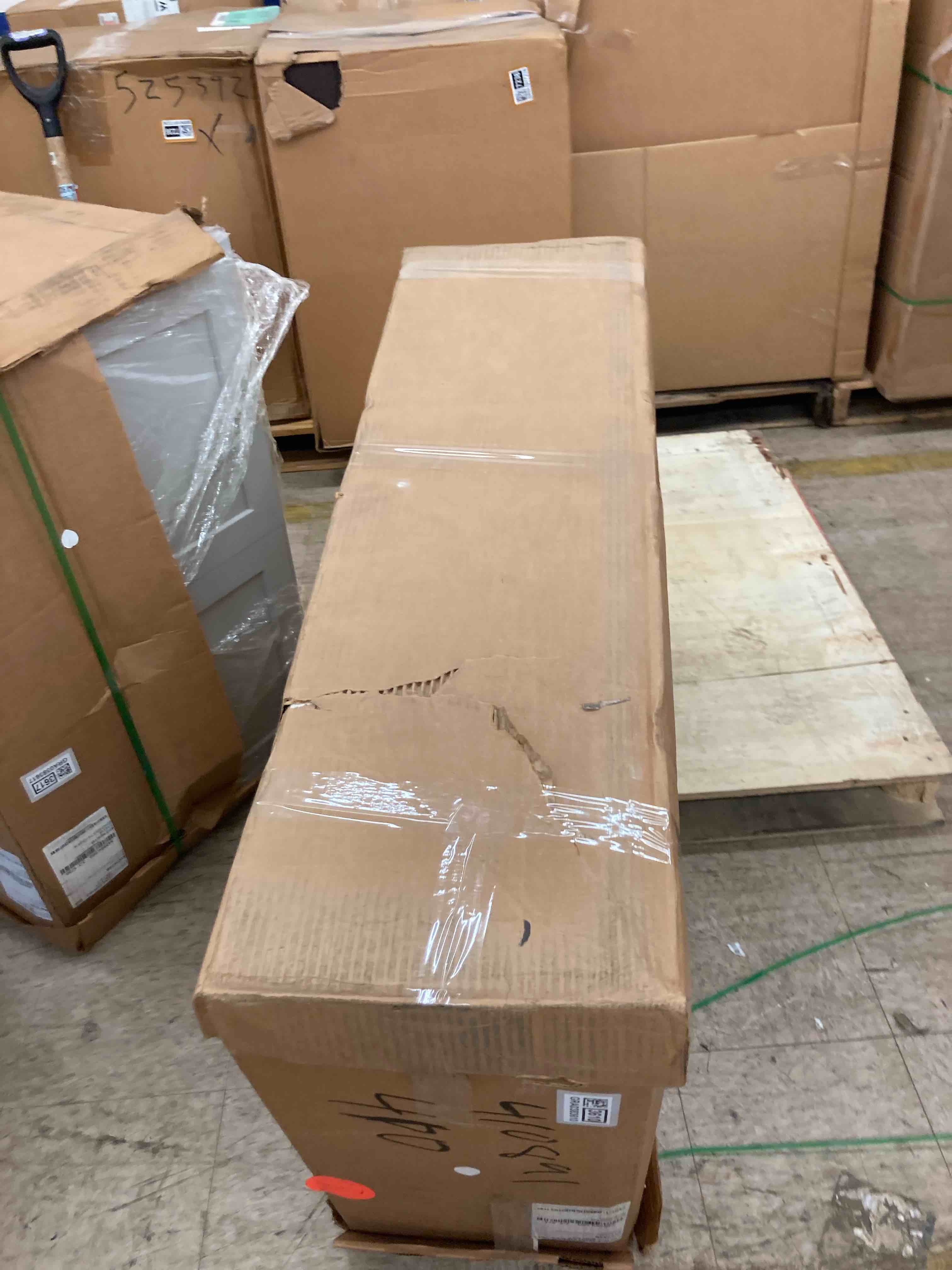 https://s3.amazonaws.com/lotting-images-prod/phillipi/BRN1917273_1751632343273.jpeg