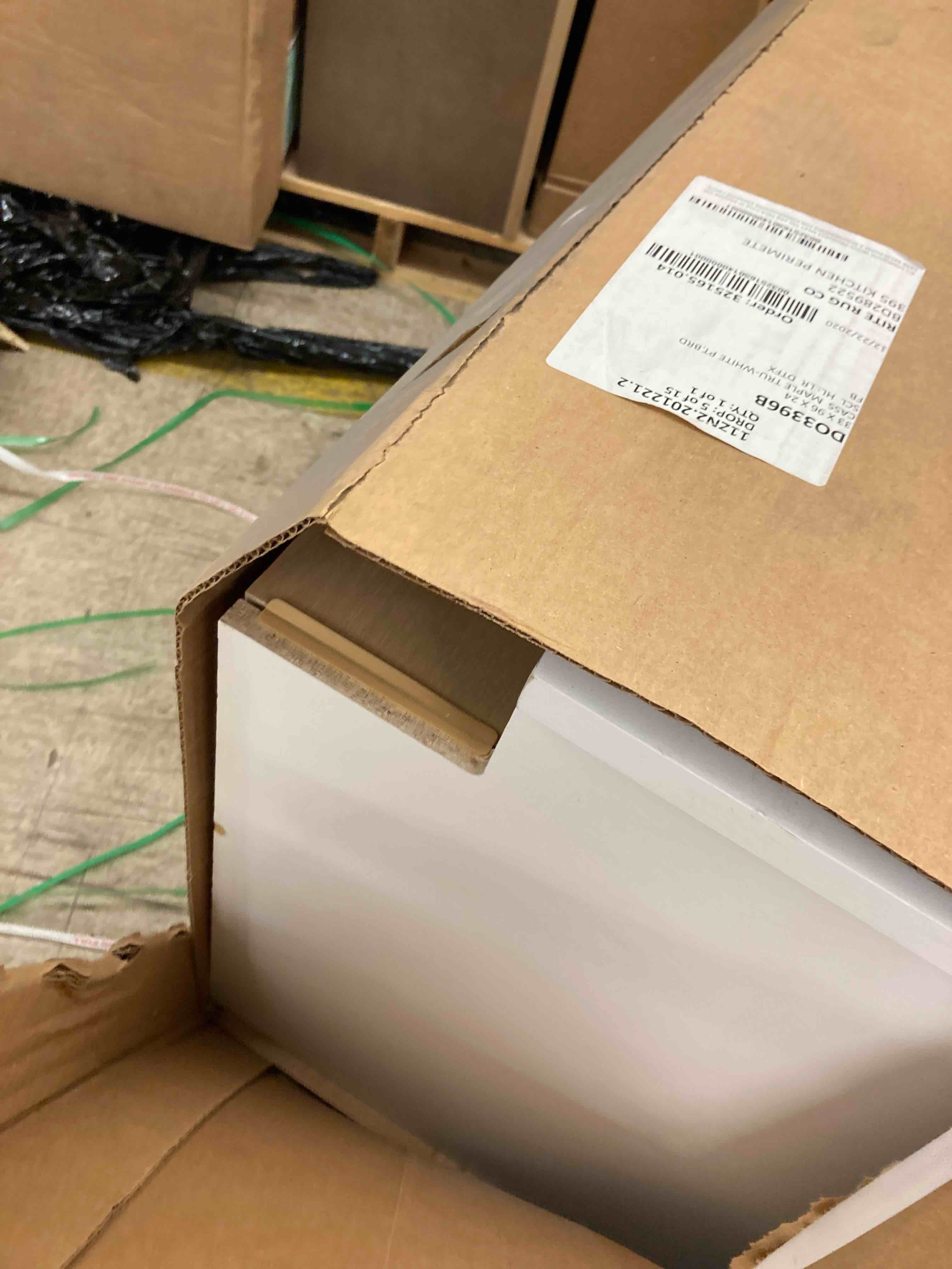 https://s3.amazonaws.com/lotting-images-prod/phillipi/BRN1917279_1751635820337.jpeg