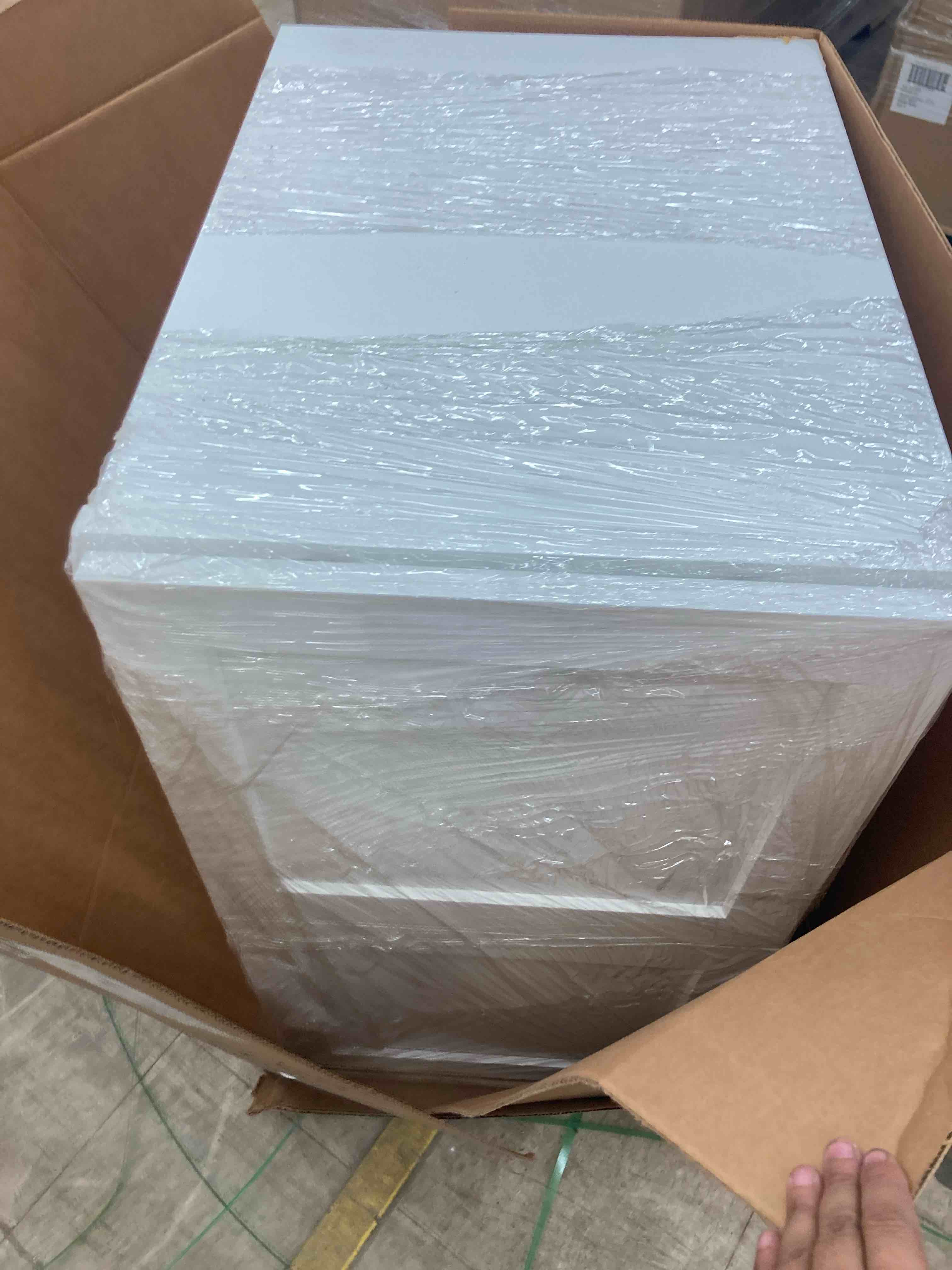 https://s3.amazonaws.com/lotting-images-prod/phillipi/BRN1917285_1751638993547.jpeg
