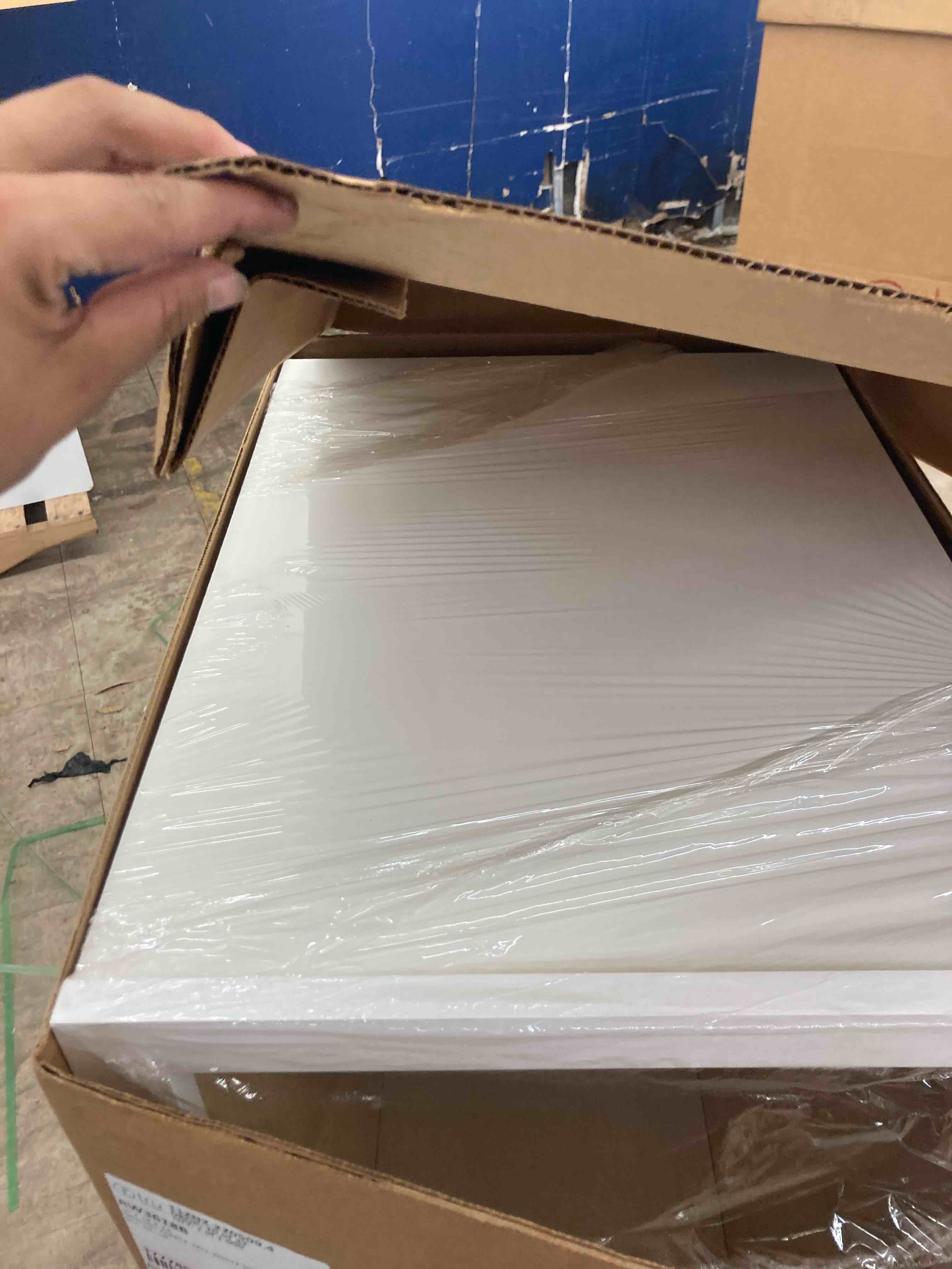 https://s3.amazonaws.com/lotting-images-prod/phillipi/BRN1917286_1751639377666.jpeg