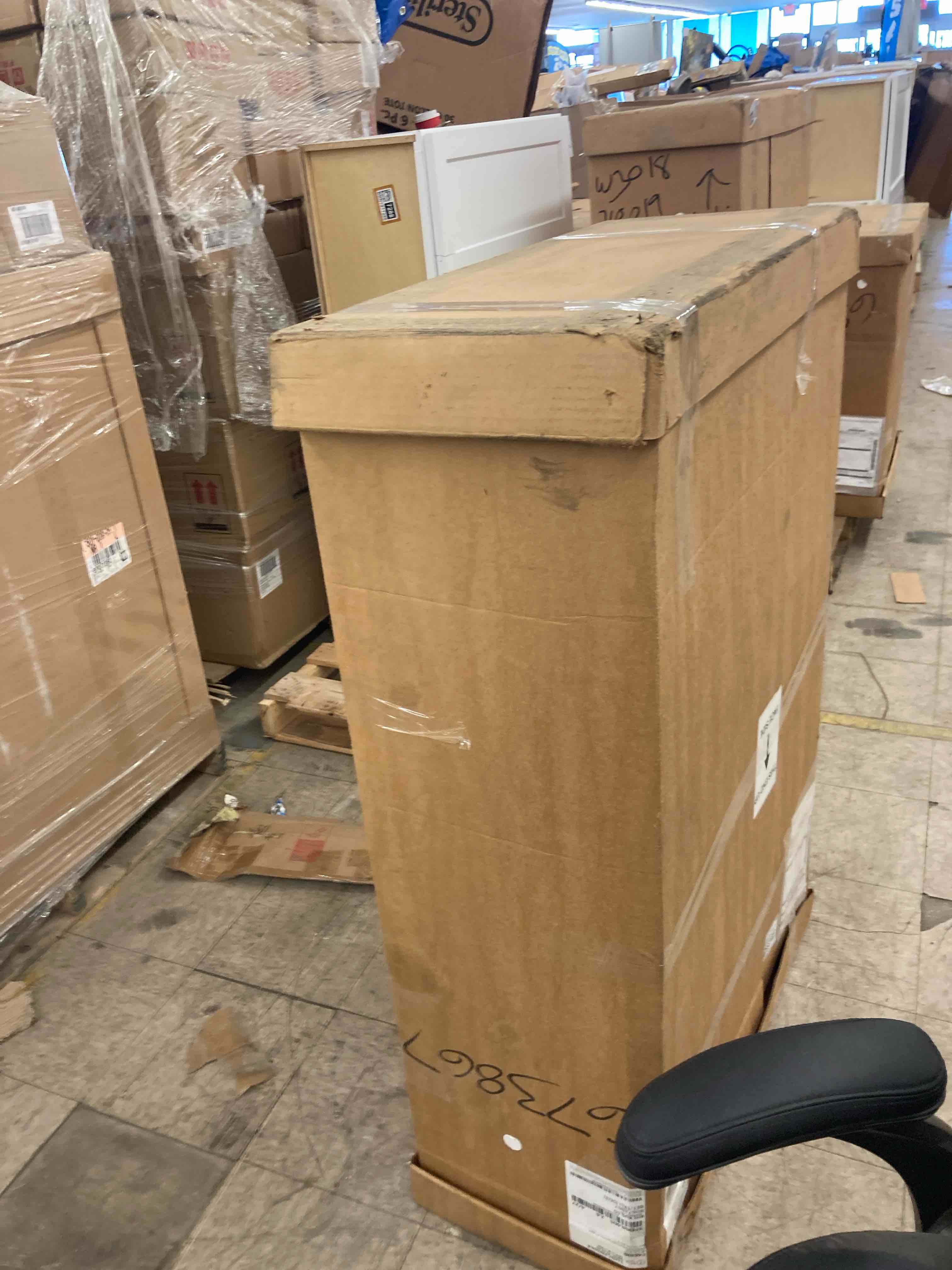 https://s3.amazonaws.com/lotting-images-prod/phillipi/BRN1917289_1751640558596.jpeg