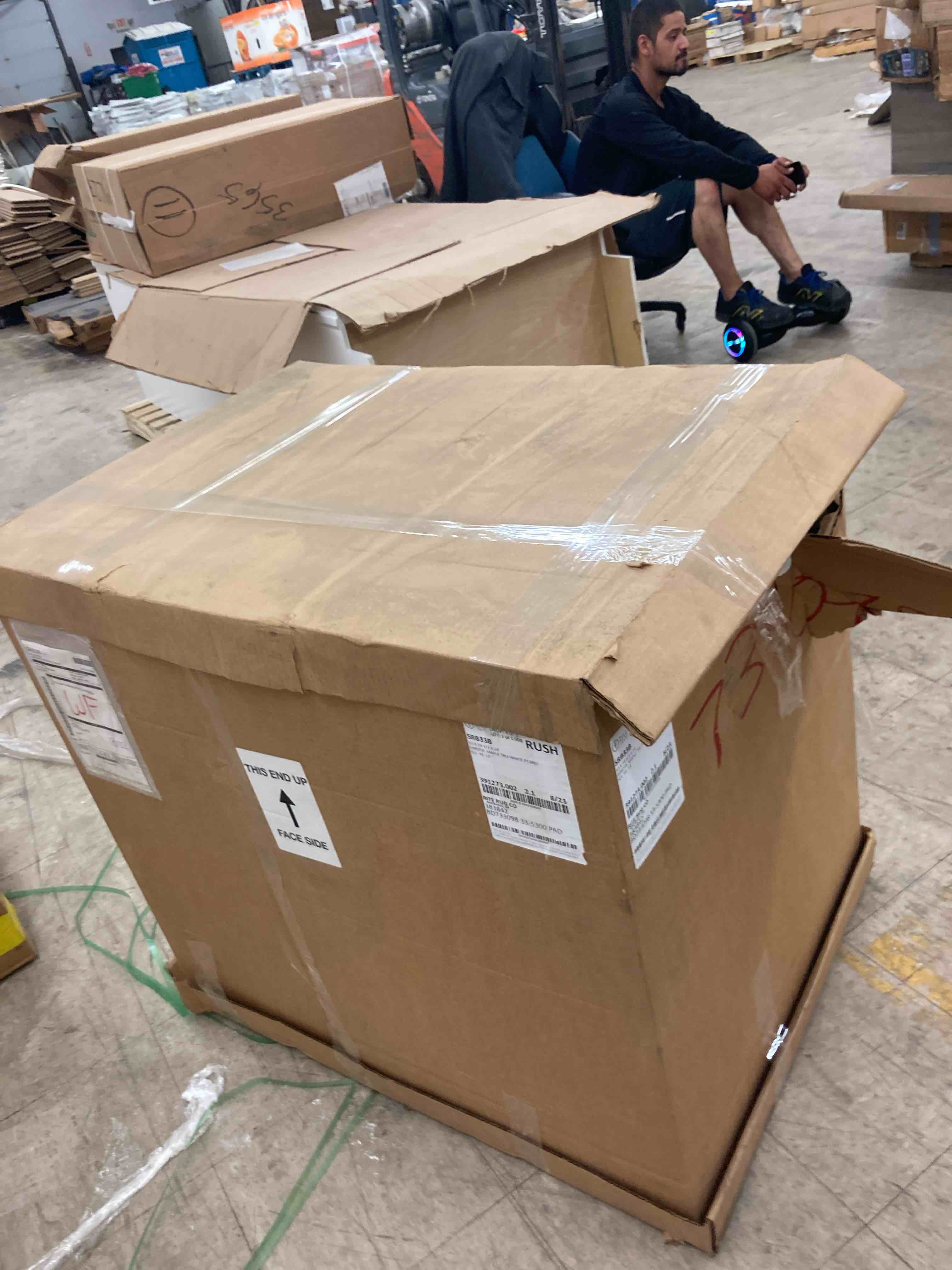 https://s3.amazonaws.com/lotting-images-prod/phillipi/BRN1917290_1751641089587.jpeg
