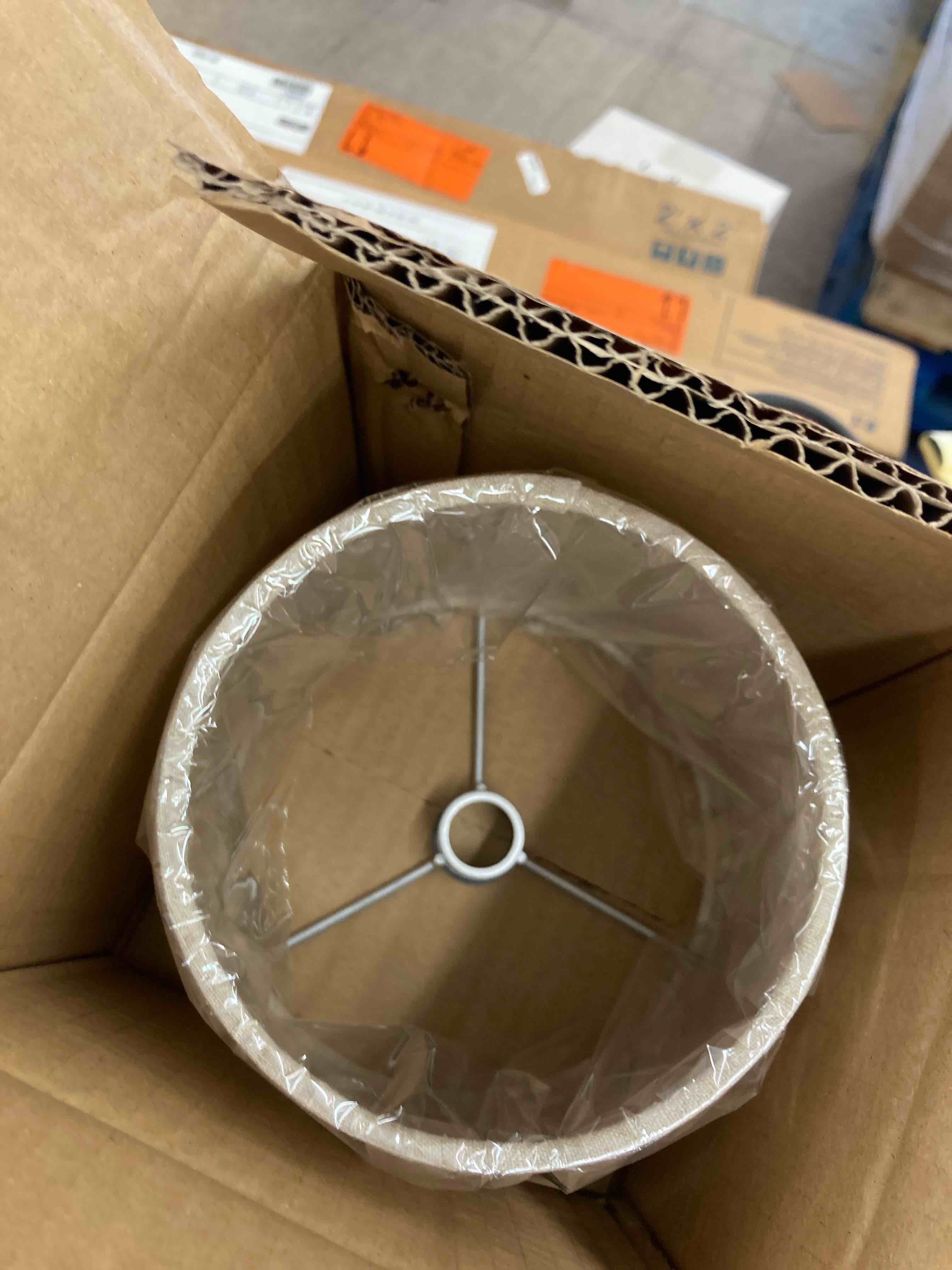 https://s3.amazonaws.com/lotting-images-prod/phillipi/BRN1917296_1751906277348.jpeg