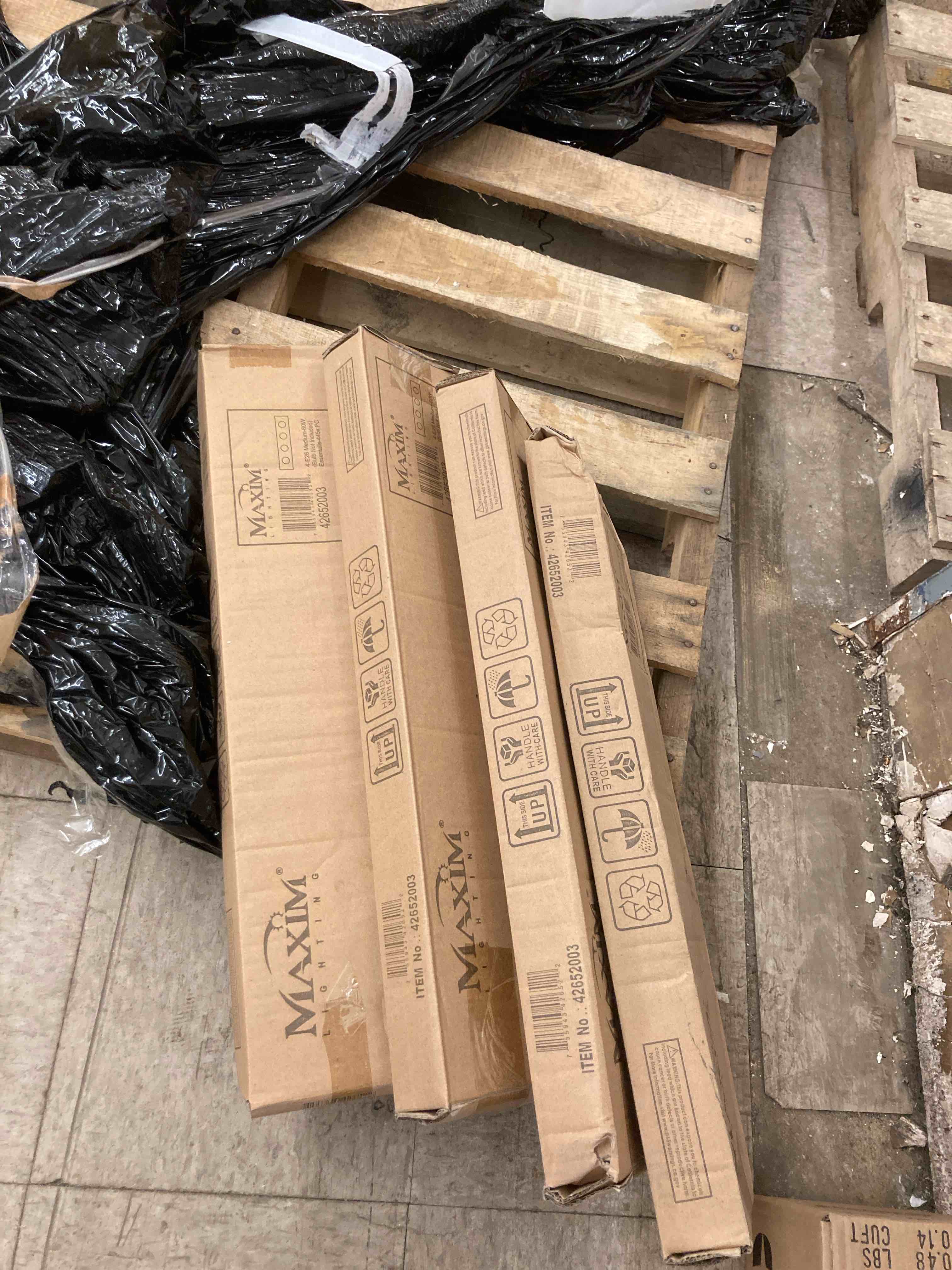 https://s3.amazonaws.com/lotting-images-prod/phillipi/BRN1917325_1751910796616.jpeg