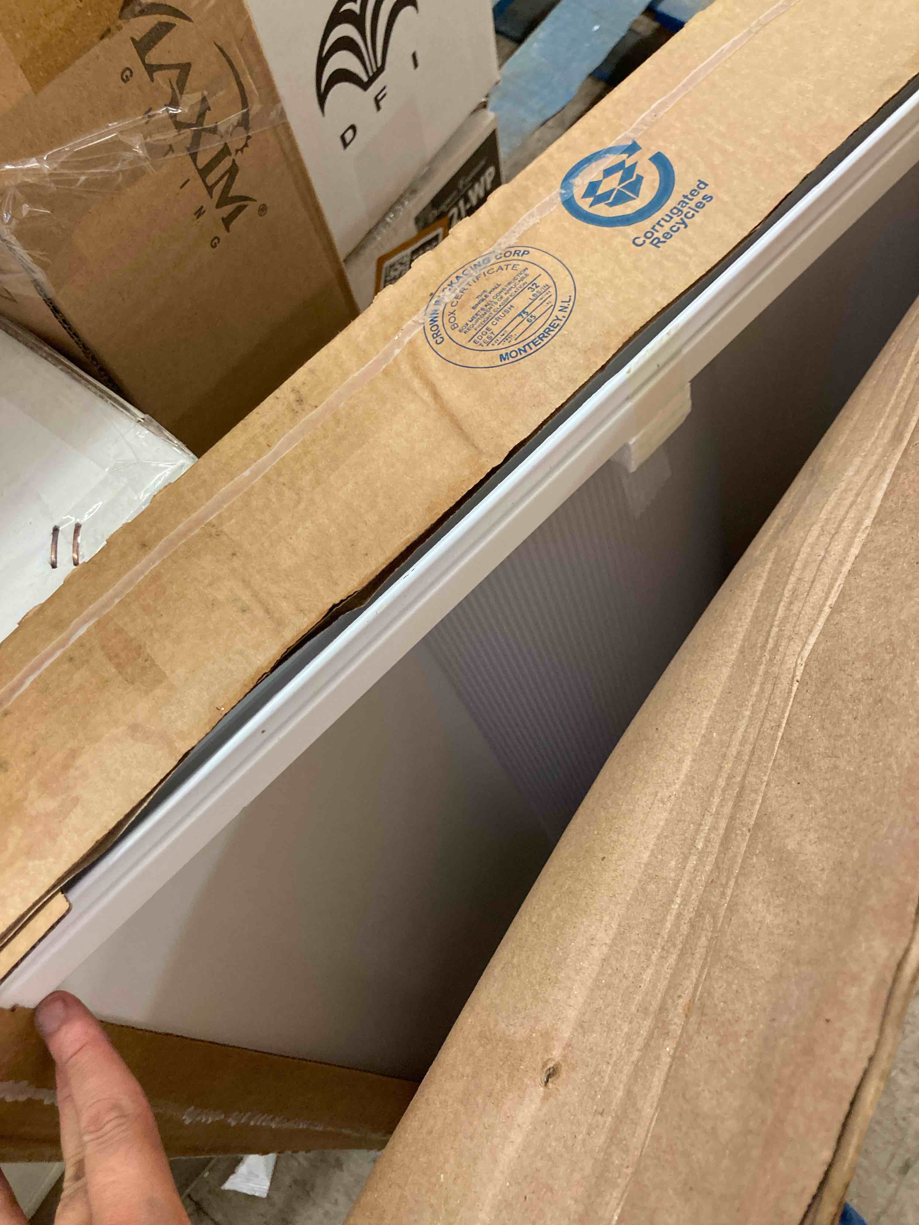 https://s3.amazonaws.com/lotting-images-prod/phillipi/BRN1917333_1751911343101.jpeg