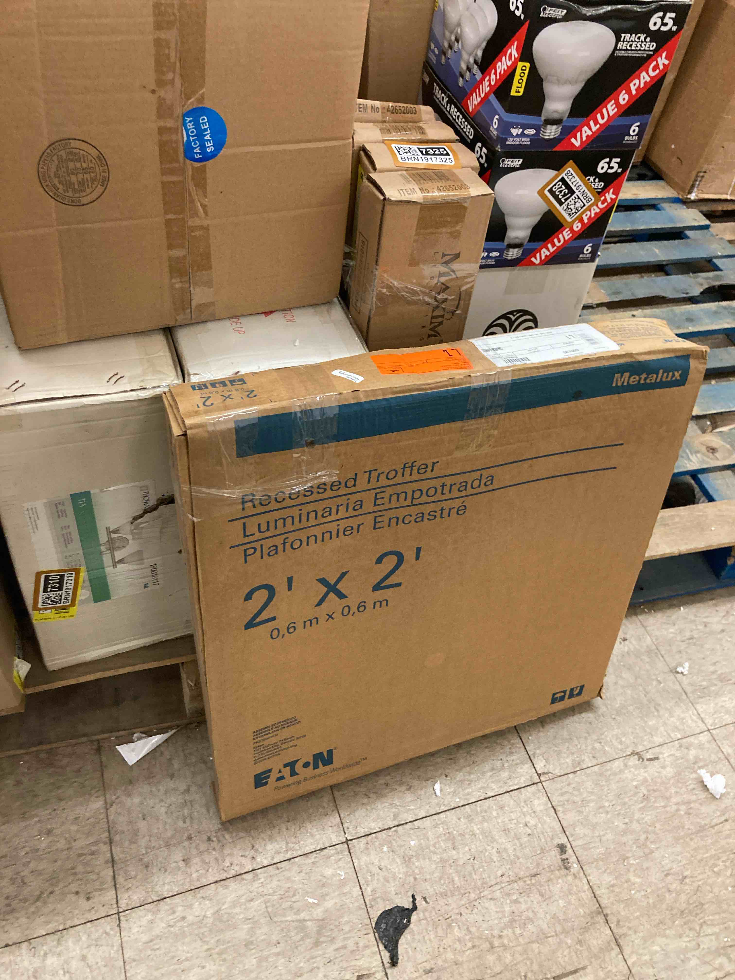 https://s3.amazonaws.com/lotting-images-prod/phillipi/BRN1917333_1751911369397.jpeg