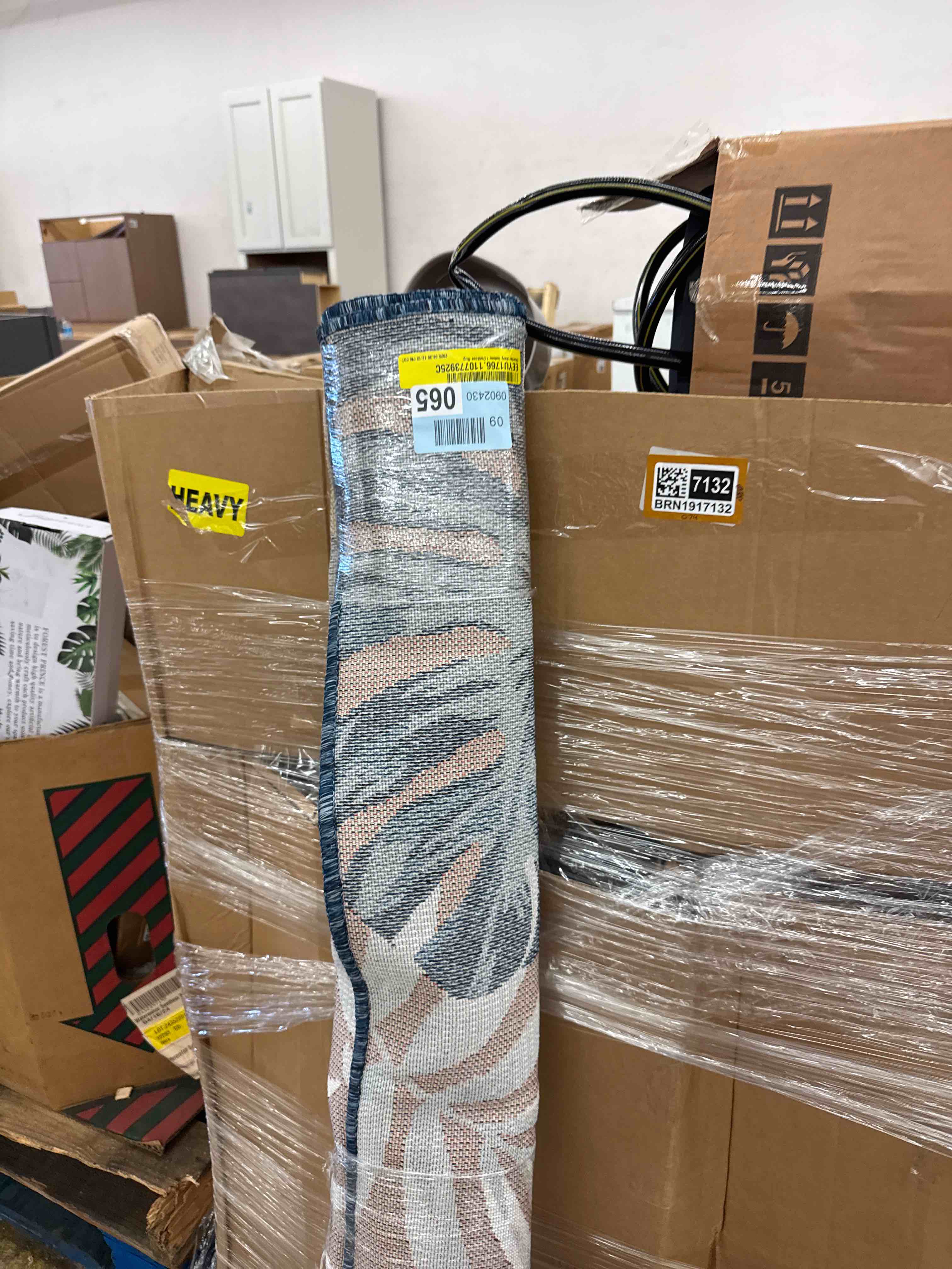 https://s3.amazonaws.com/lotting-images-prod/phillipi/BRN1917349_1751915181946.jpeg