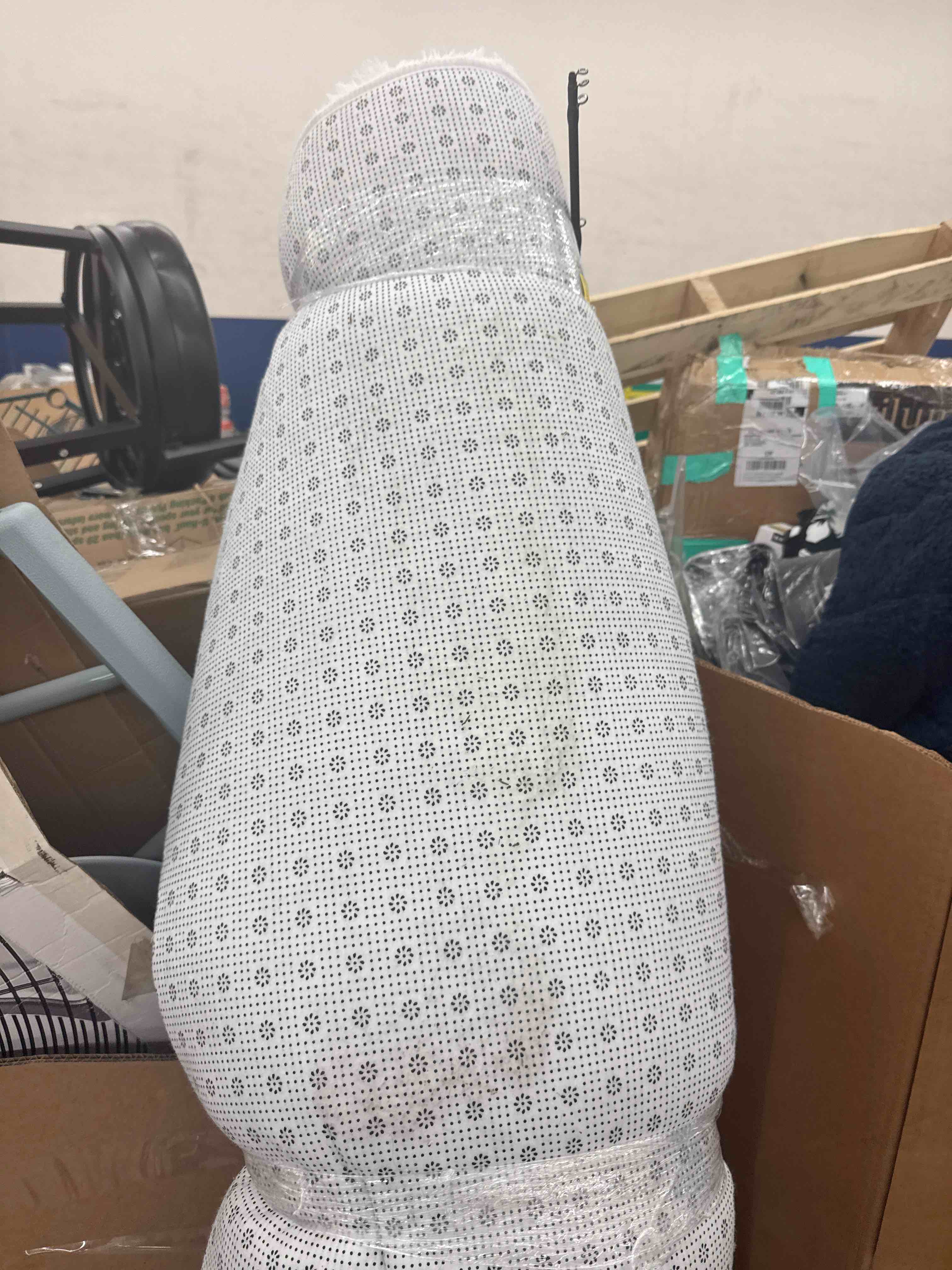 https://s3.amazonaws.com/lotting-images-prod/phillipi/BRN1917368_1751918739602.jpeg