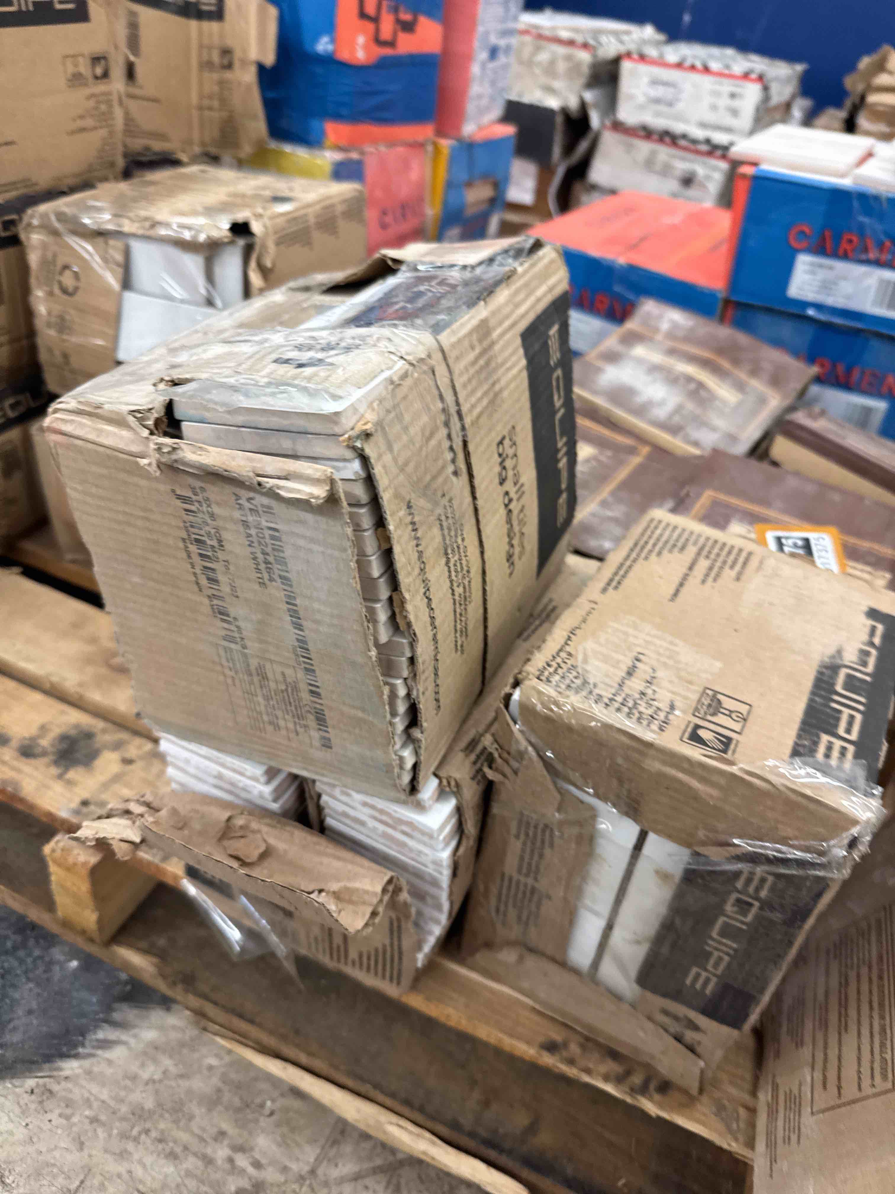 https://s3.amazonaws.com/lotting-images-prod/phillipi/BRN1917378_1752684329795.jpeg