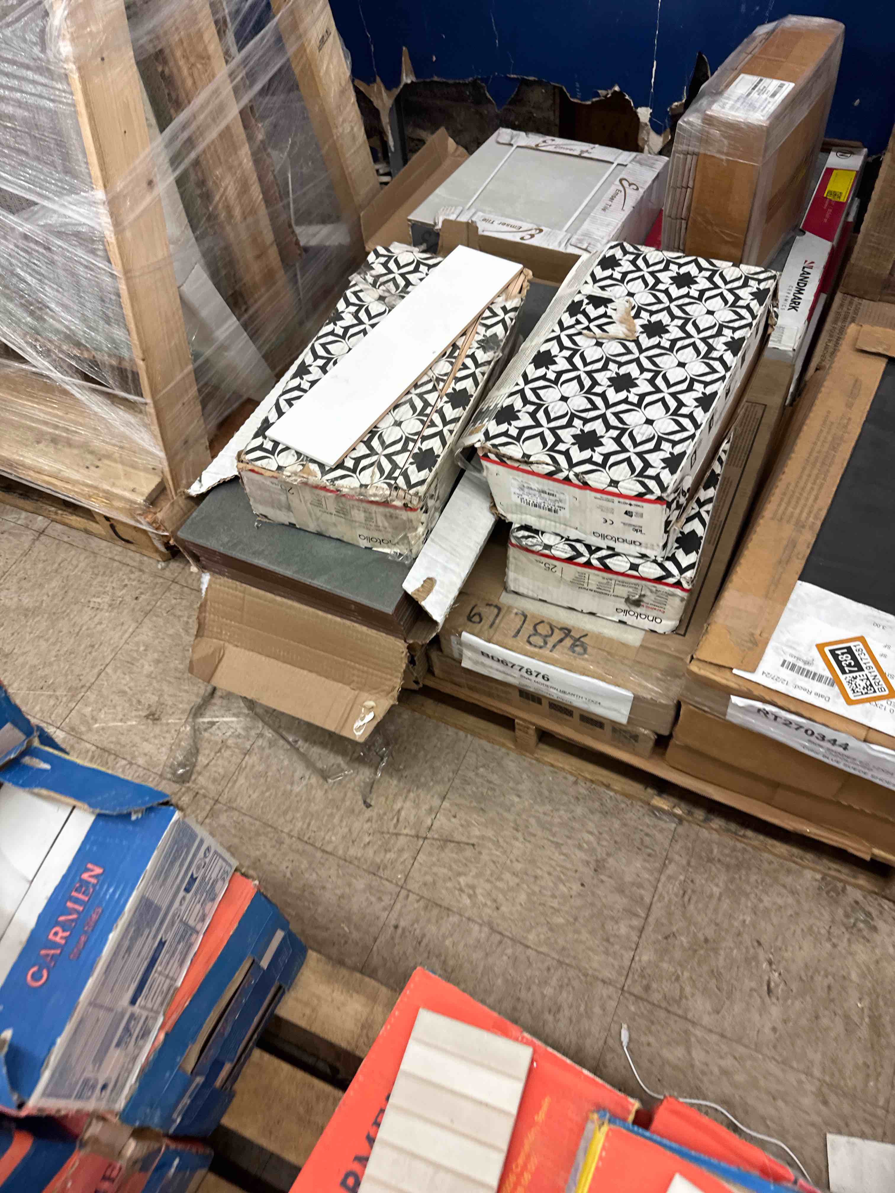 https://s3.amazonaws.com/lotting-images-prod/phillipi/BRN1917390_1752692001194.jpeg