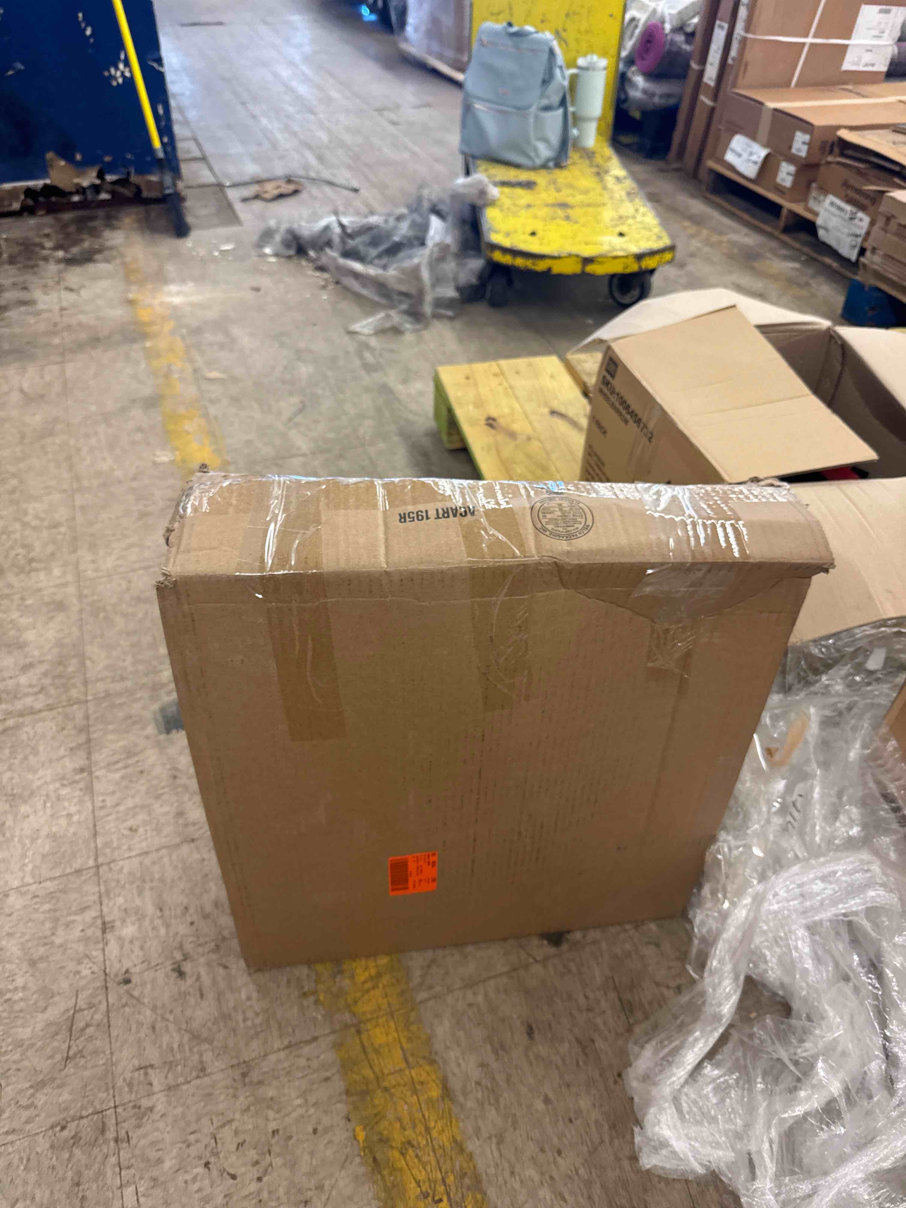https://s3.amazonaws.com/lotting-images-prod/phillipi/BRN1917418_1755014840733.jpeg