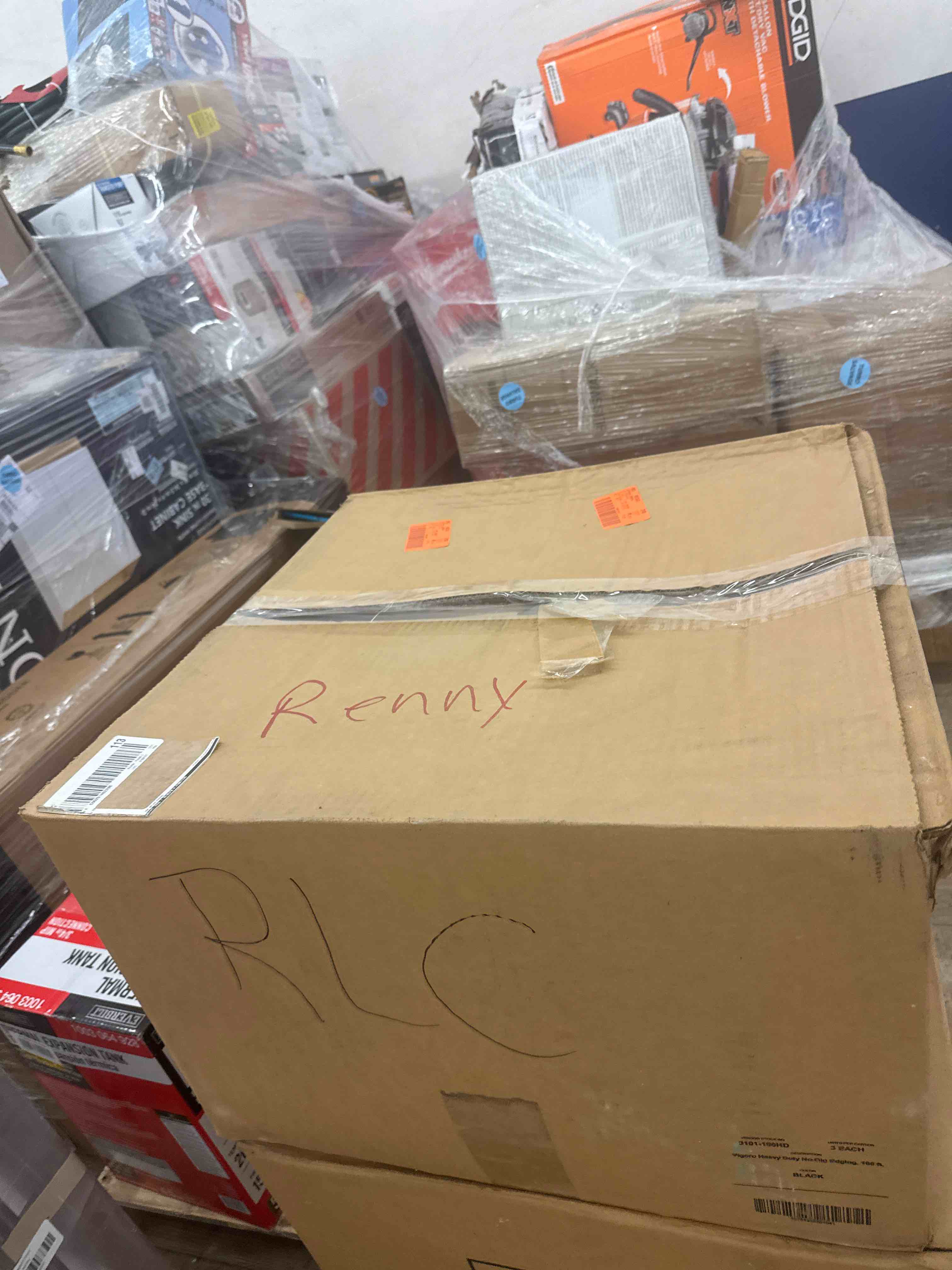 https://s3.amazonaws.com/lotting-images-prod/phillipi/BRN1917437_1755017594886.jpeg