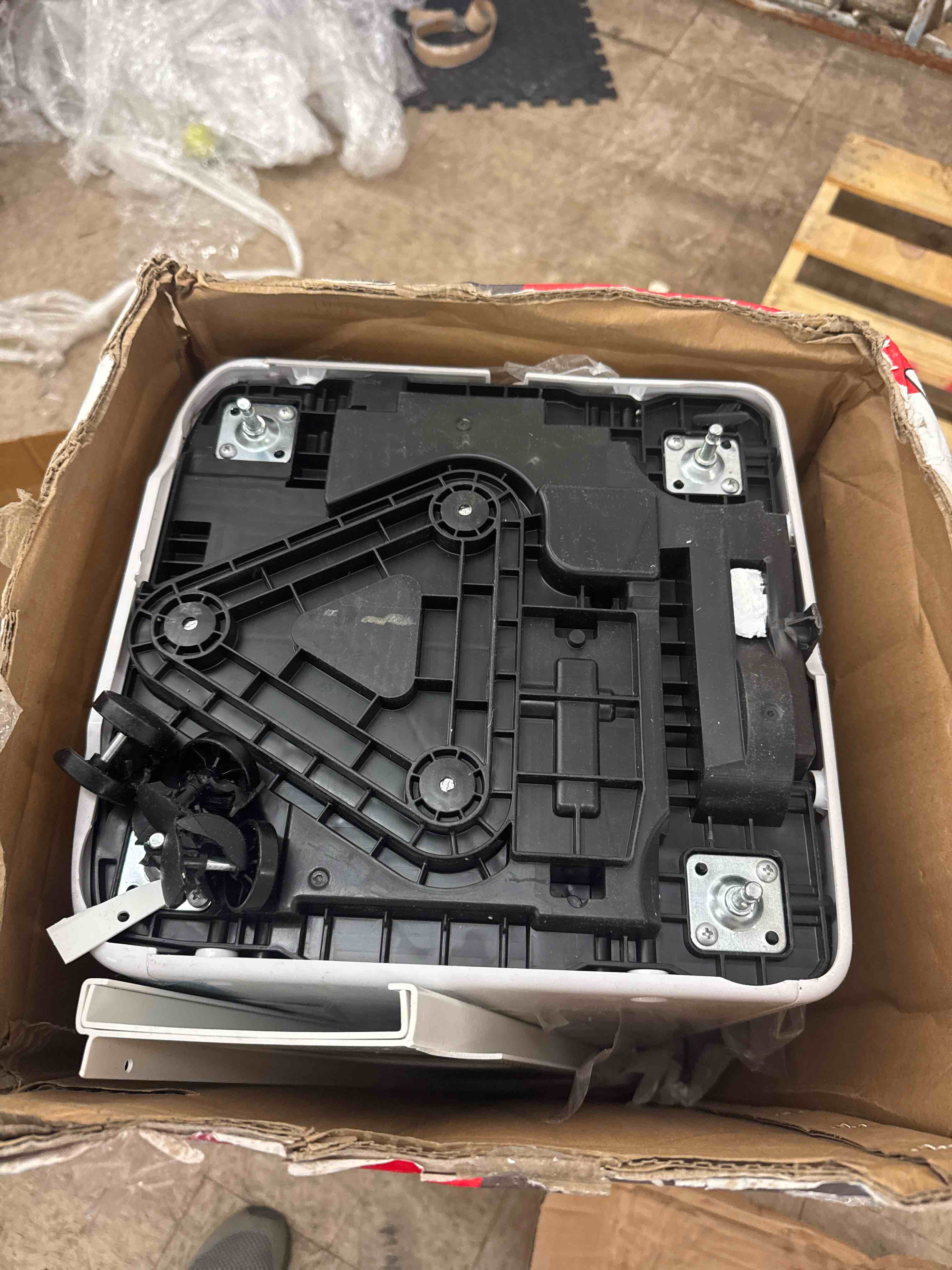 https://s3.amazonaws.com/lotting-images-prod/phillipi/BRN1917455_1755020619049.jpeg