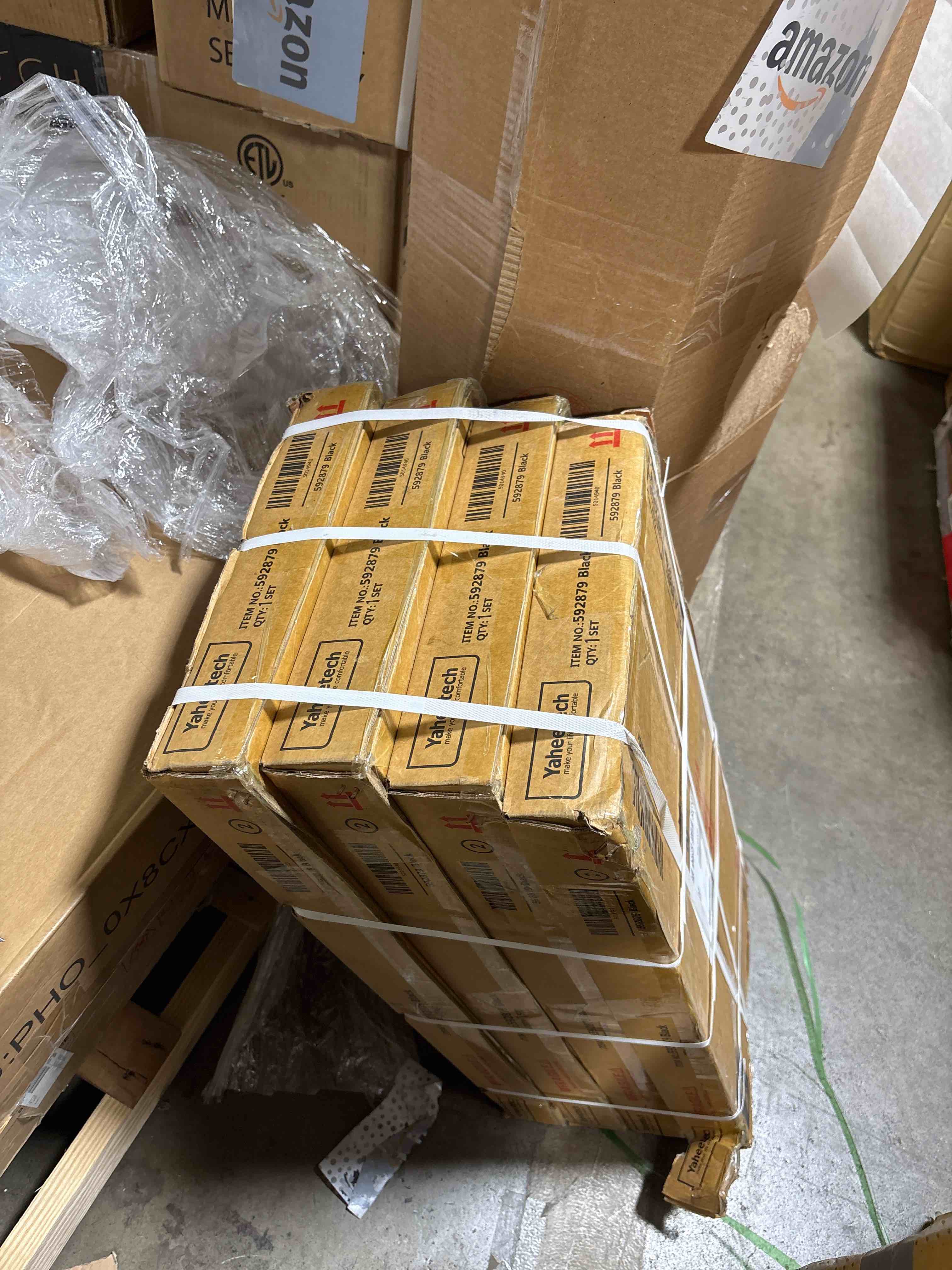 Condition photo showing Good Condition for Yaheetech Standing Shelf Units, 5 Tier Storage Shelf, Heavy Duty Shelving, Adjustable Garage Shelves, Utility Rack Shelf Unit, Basement Warehouse Shed, 35.5" Wx 16" D x 71" H - Black