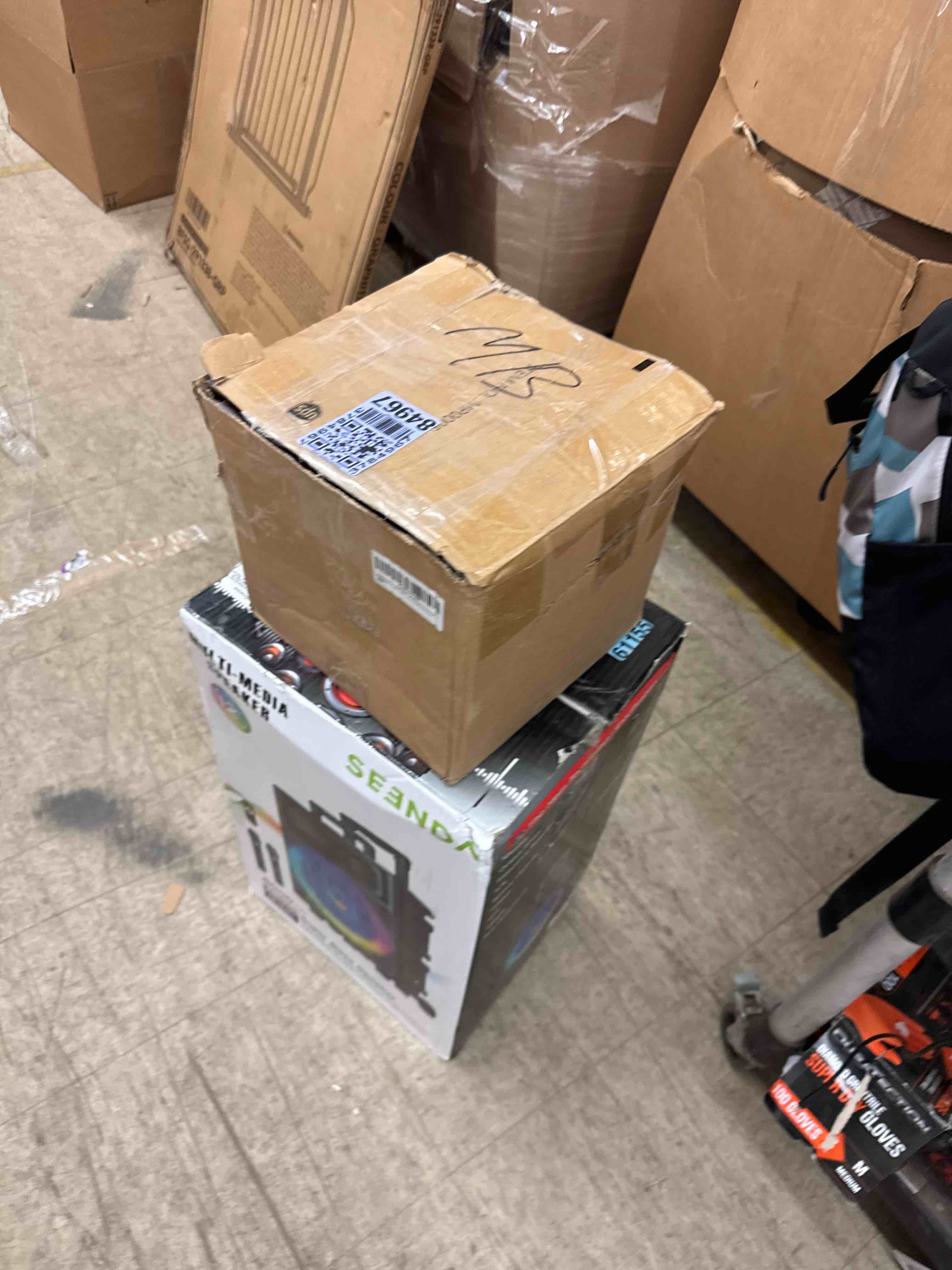 https://s3.amazonaws.com/lotting-images-prod/phillipi/BRN1918012_1745349528501.jpeg