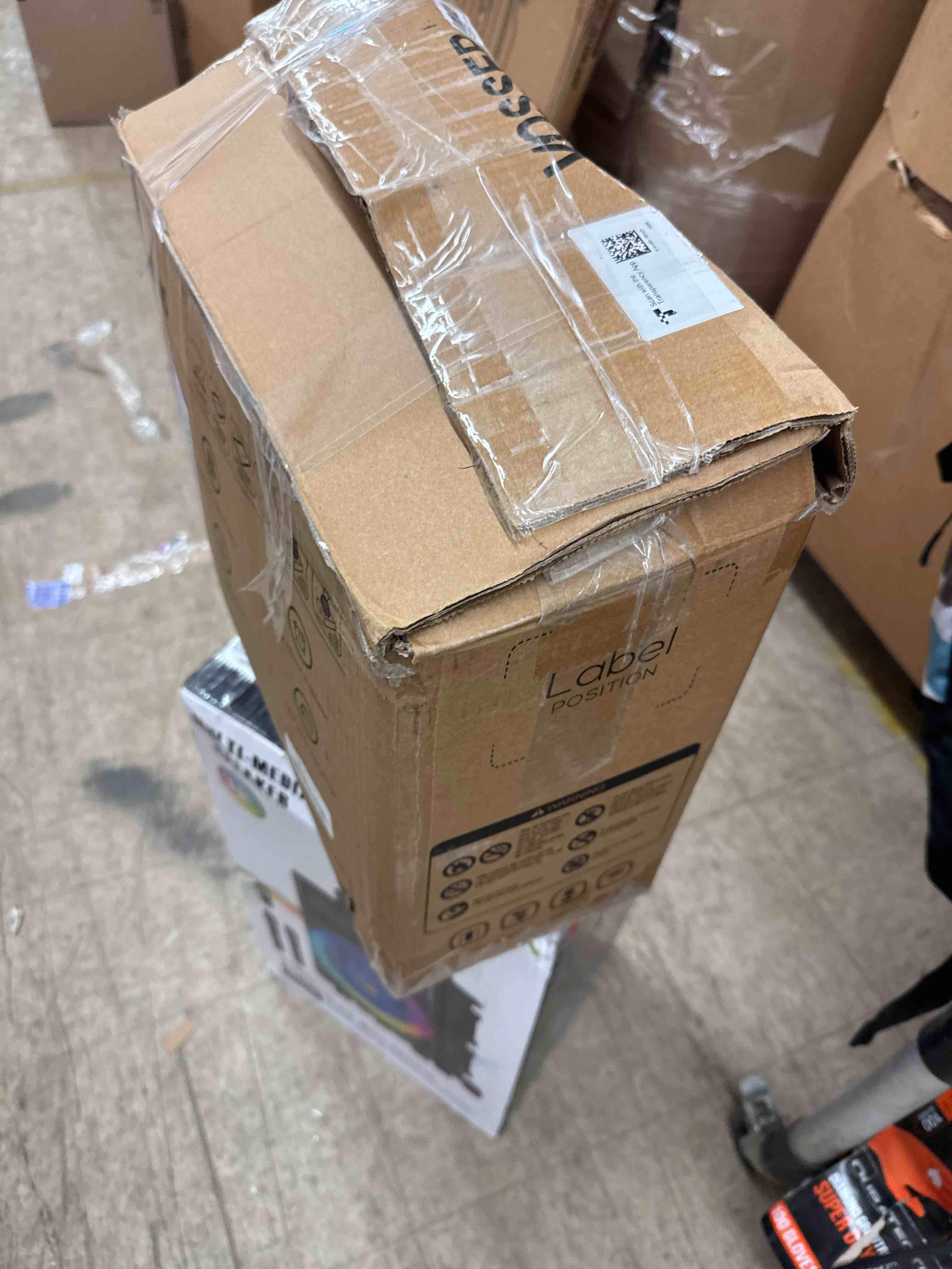 https://s3.amazonaws.com/lotting-images-prod/phillipi/BRN1918016_1745350090956.jpeg