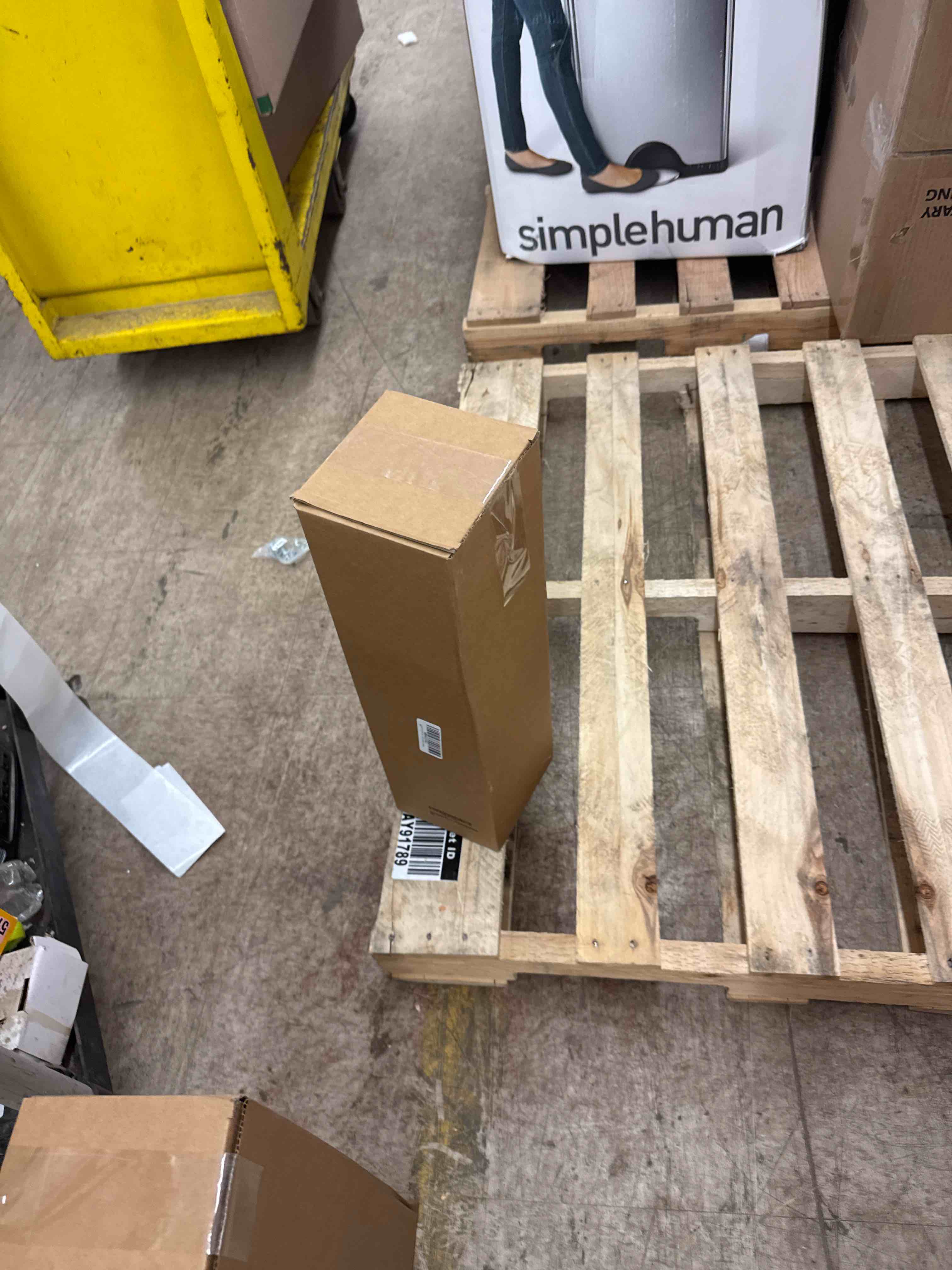https://s3.amazonaws.com/lotting-images-prod/phillipi/BRN1918183_1745669939054.jpeg