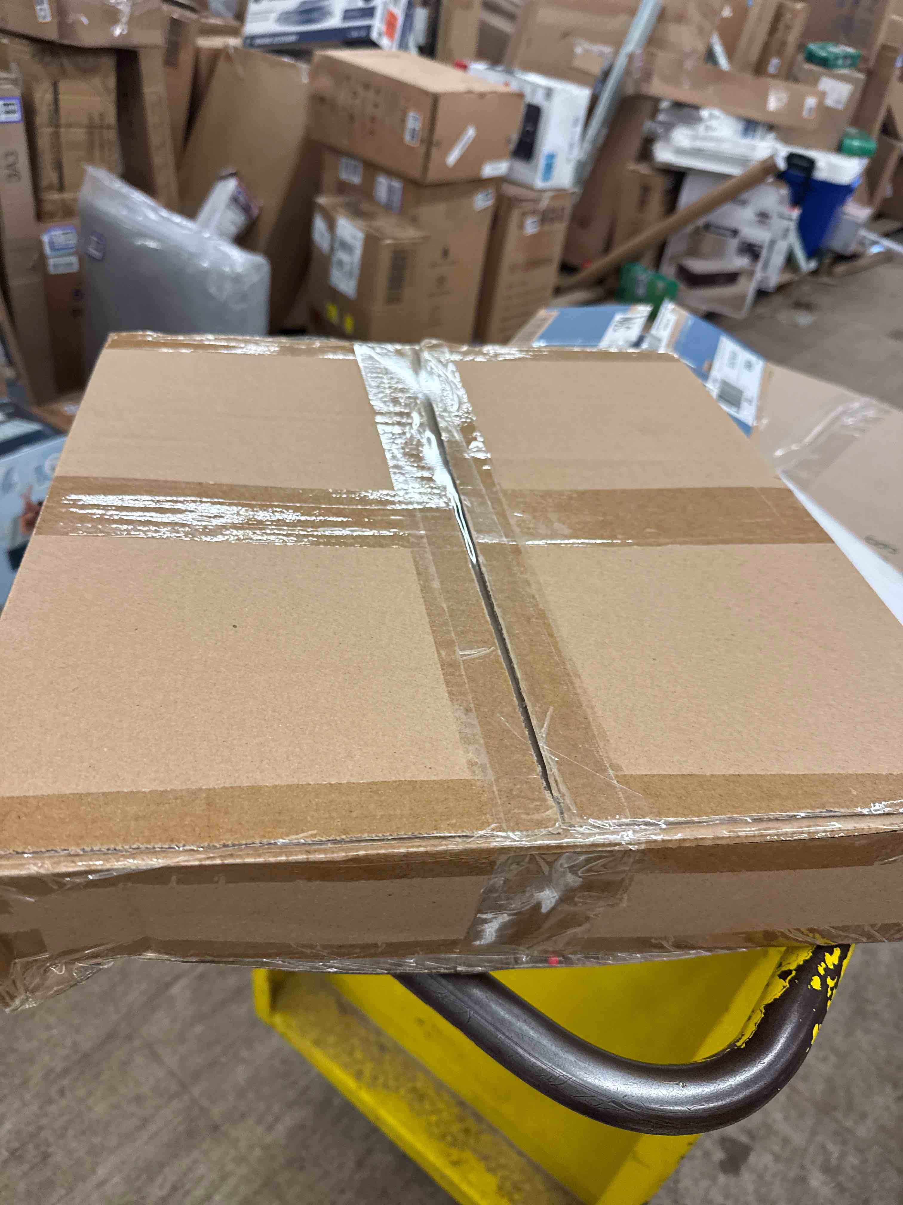 https://s3.amazonaws.com/lotting-images-prod/phillipi/BRN1918188_1745670274492.jpeg