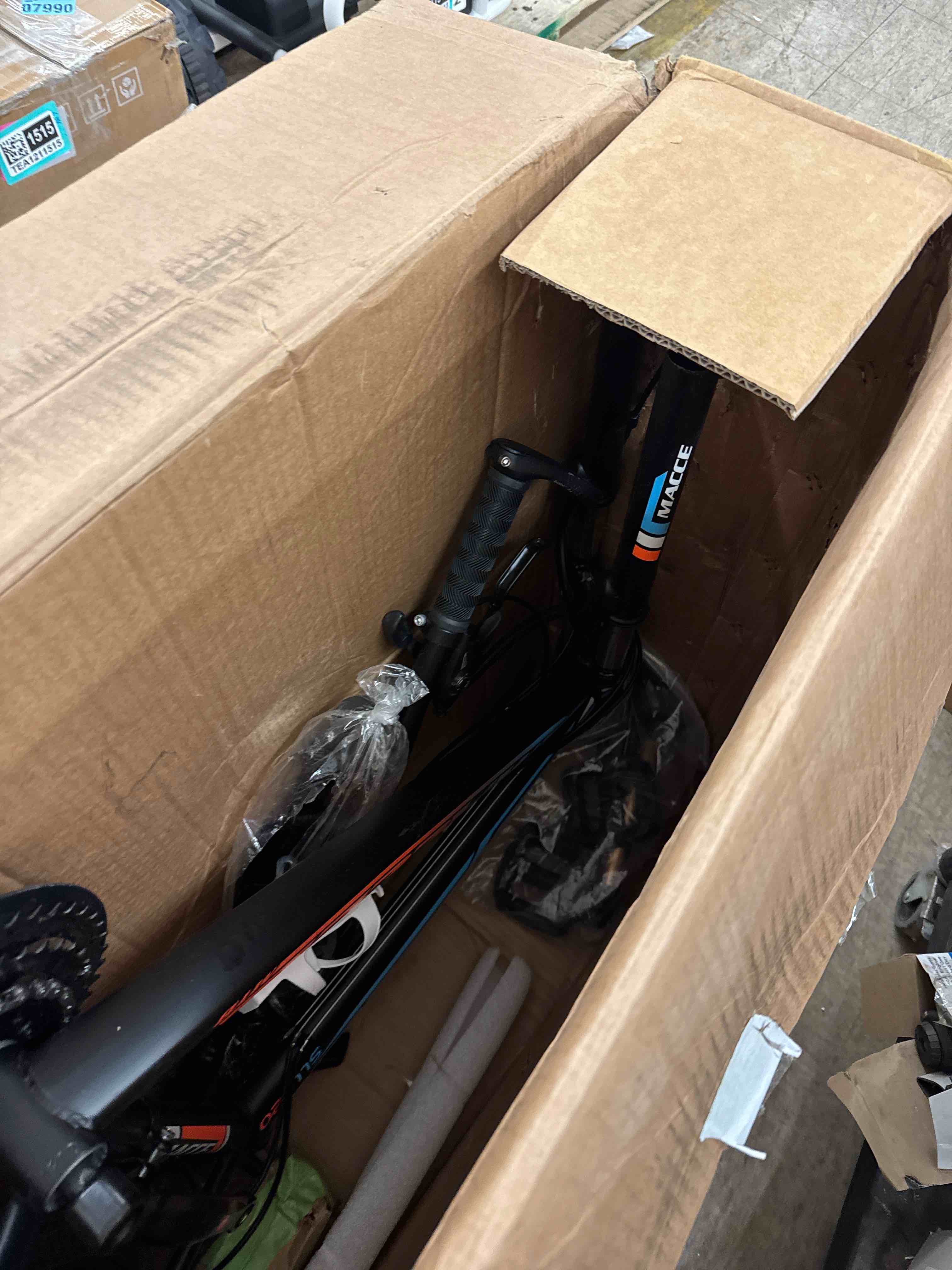 https://s3.amazonaws.com/lotting-images-prod/phillipi/BRN1918238_1745679154941.jpeg