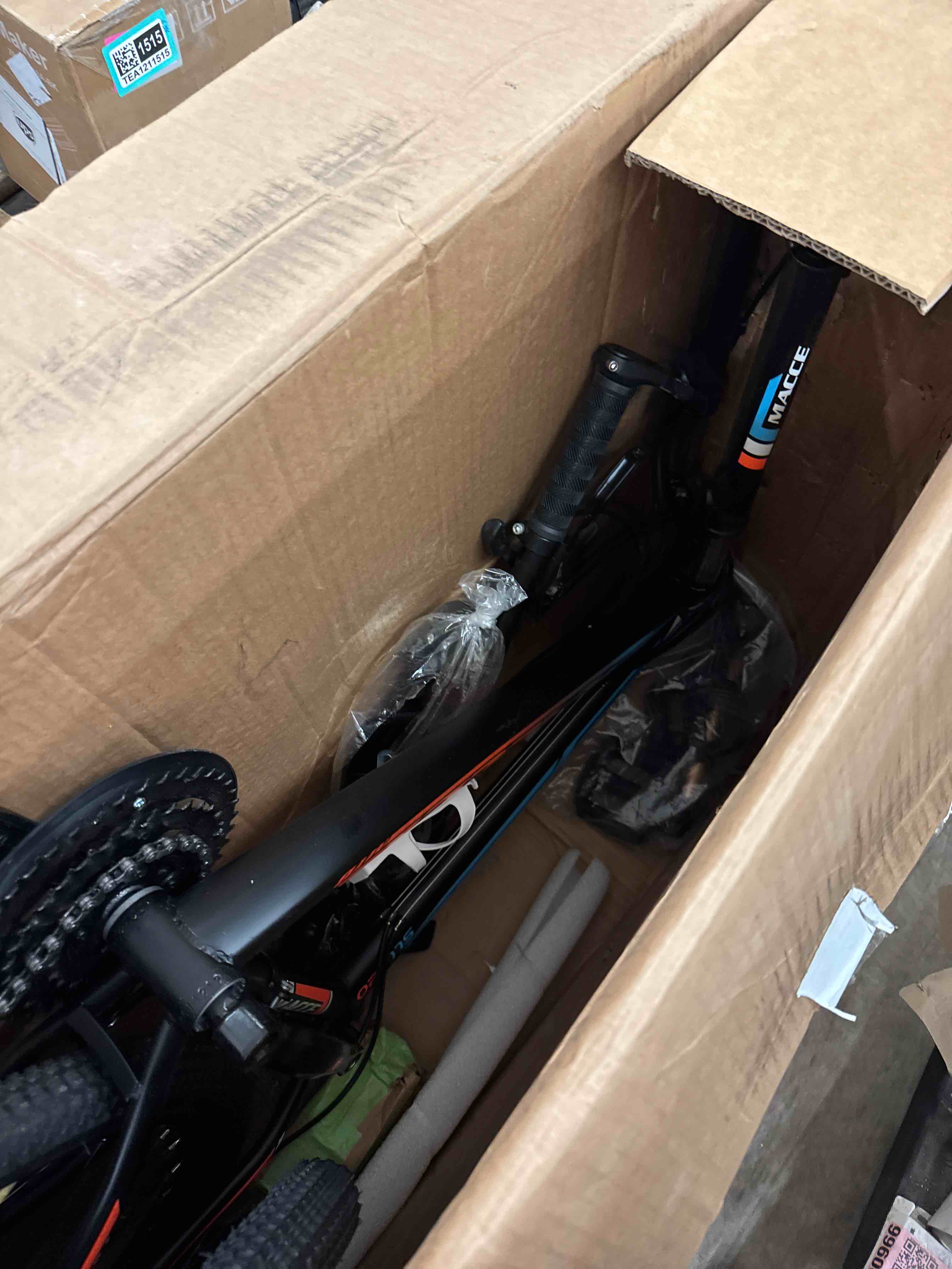 https://s3.amazonaws.com/lotting-images-prod/phillipi/BRN1918238_1745679155681.jpeg