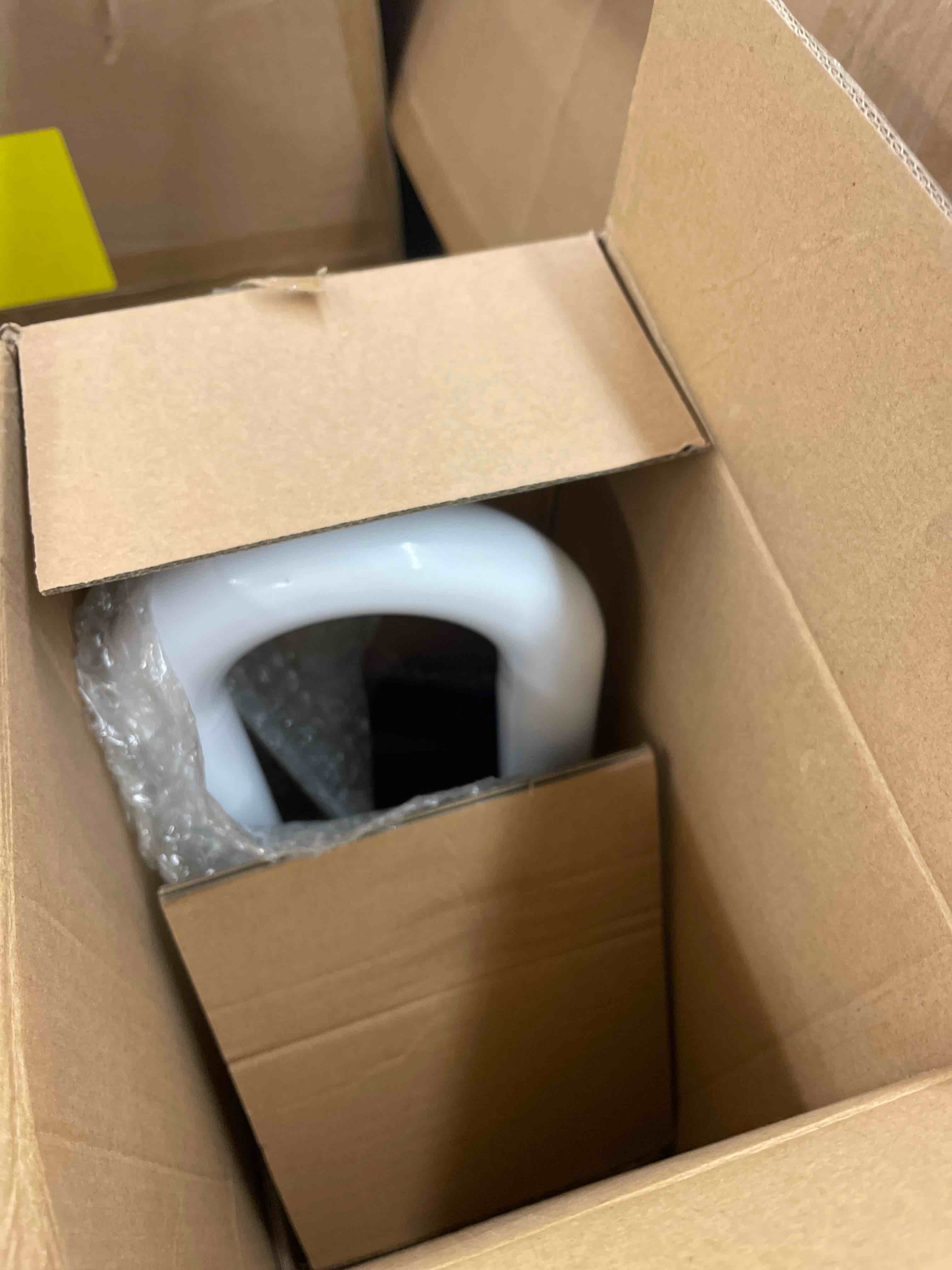 https://s3.amazonaws.com/lotting-images-prod/phillipi/BRN1918382_1745868363506.jpeg