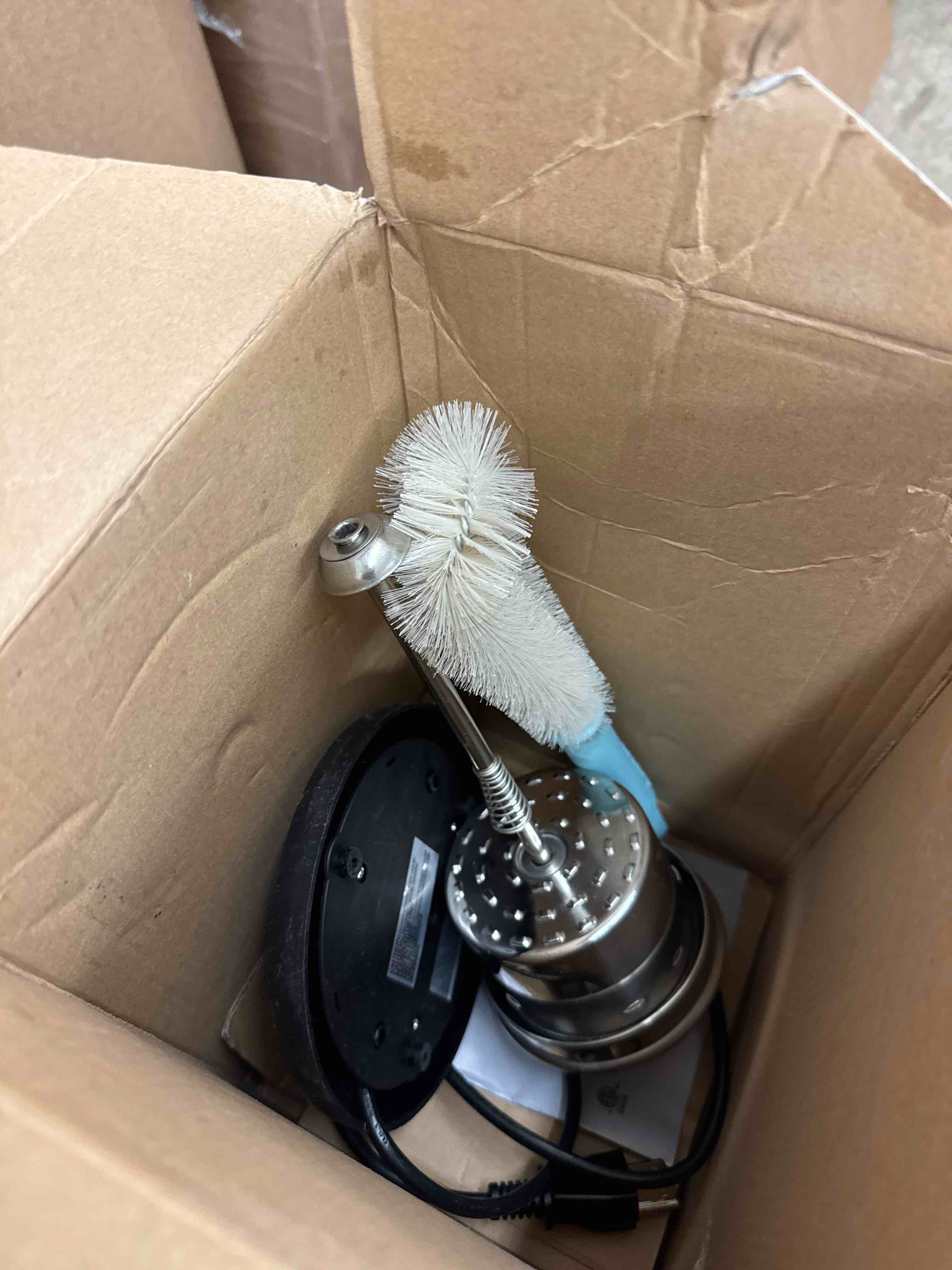 https://s3.amazonaws.com/lotting-images-prod/phillipi/BRN1919079_1748878158995.jpeg